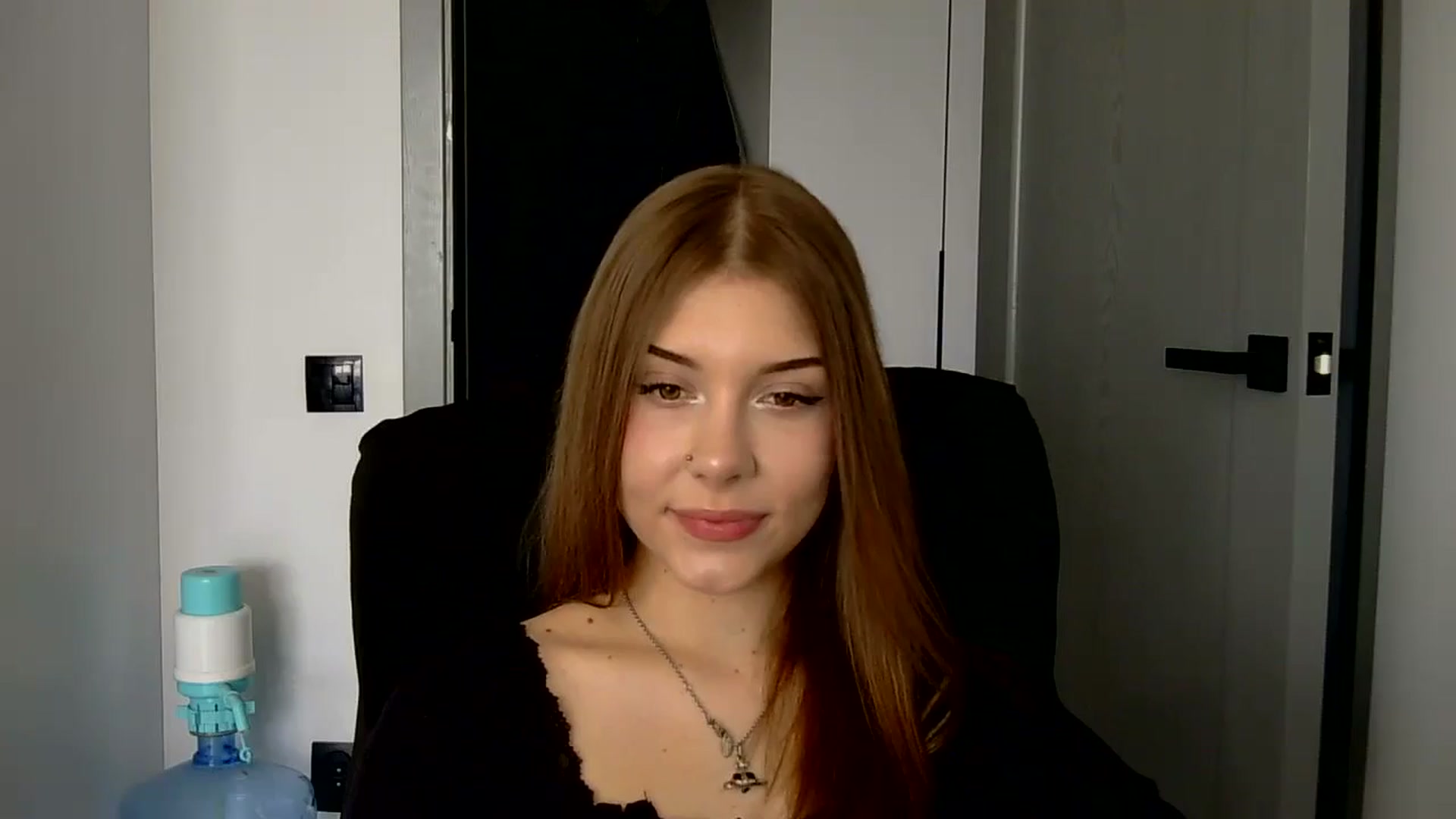 Gallery image thumbnail from YanaMeoww's myfreecams stream on, 04/19/2026, 14:08 image 13 of 20