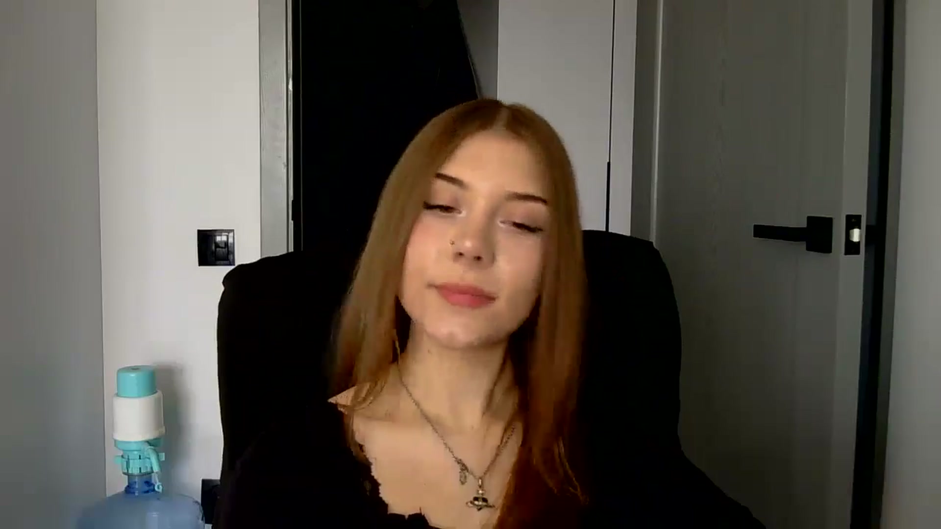 Gallery image thumbnail from YanaMeoww's myfreecams stream on, 04/19/2026, 14:08 image 11 of 20