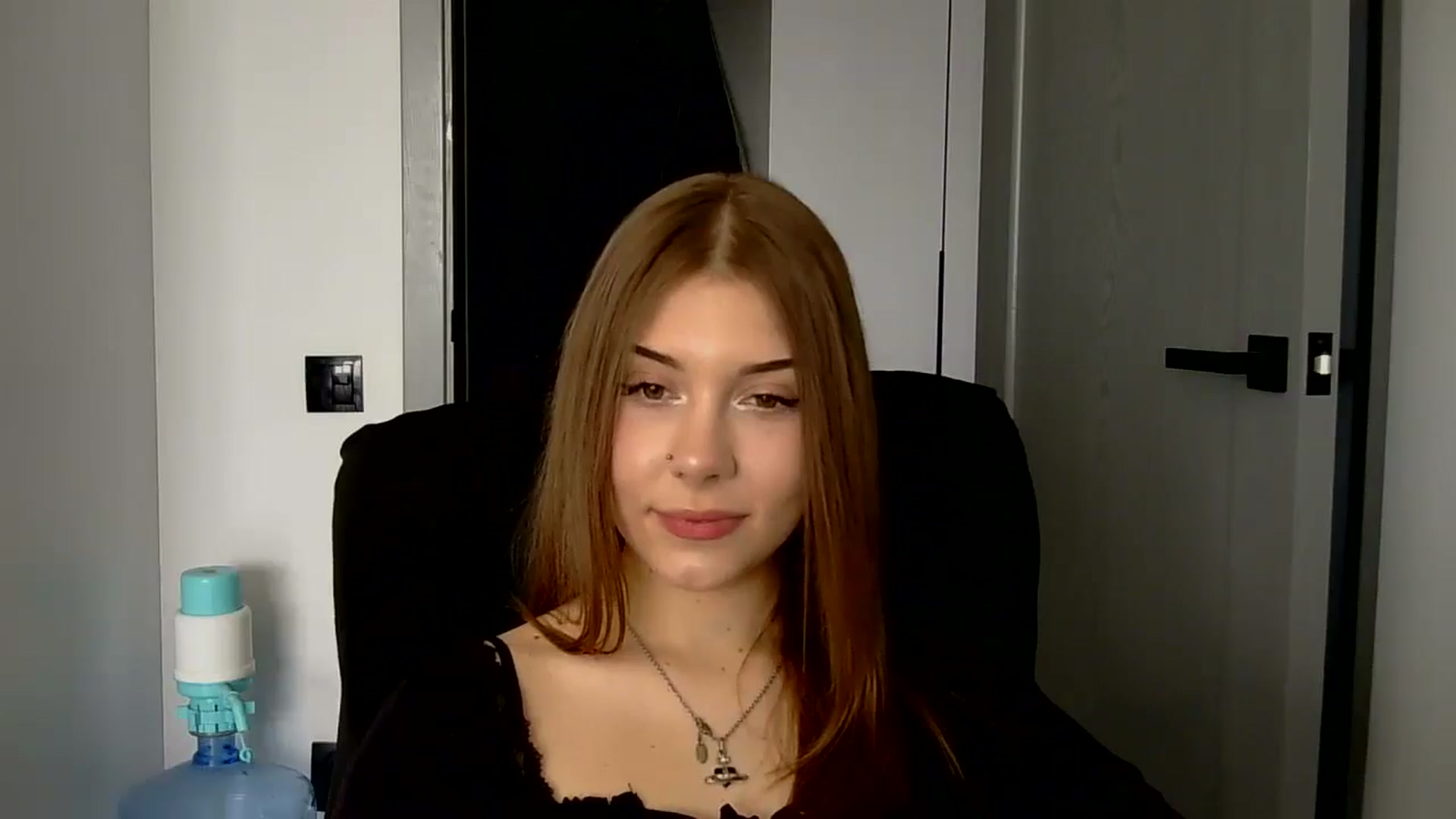 Gallery image thumbnail from YanaMeoww's myfreecams stream on, 04/19/2026, 14:08 image 16 of 20