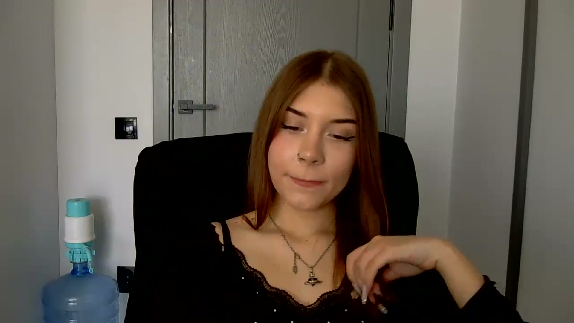 Gallery image thumbnail from YanaMeoww's myfreecams stream on, 04/21/2026, 11:25 image 17 of 20