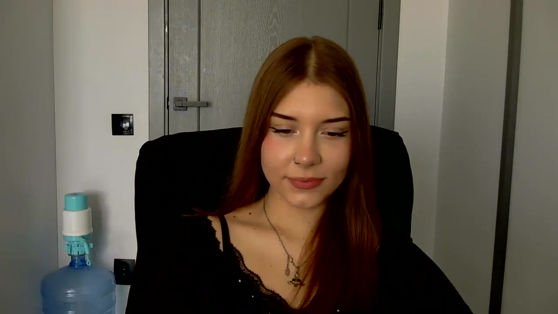 Gallery image thumbnail from YanaMeoww's myfreecams stream on, 04/21/2026, 11:25 image 12 of 20