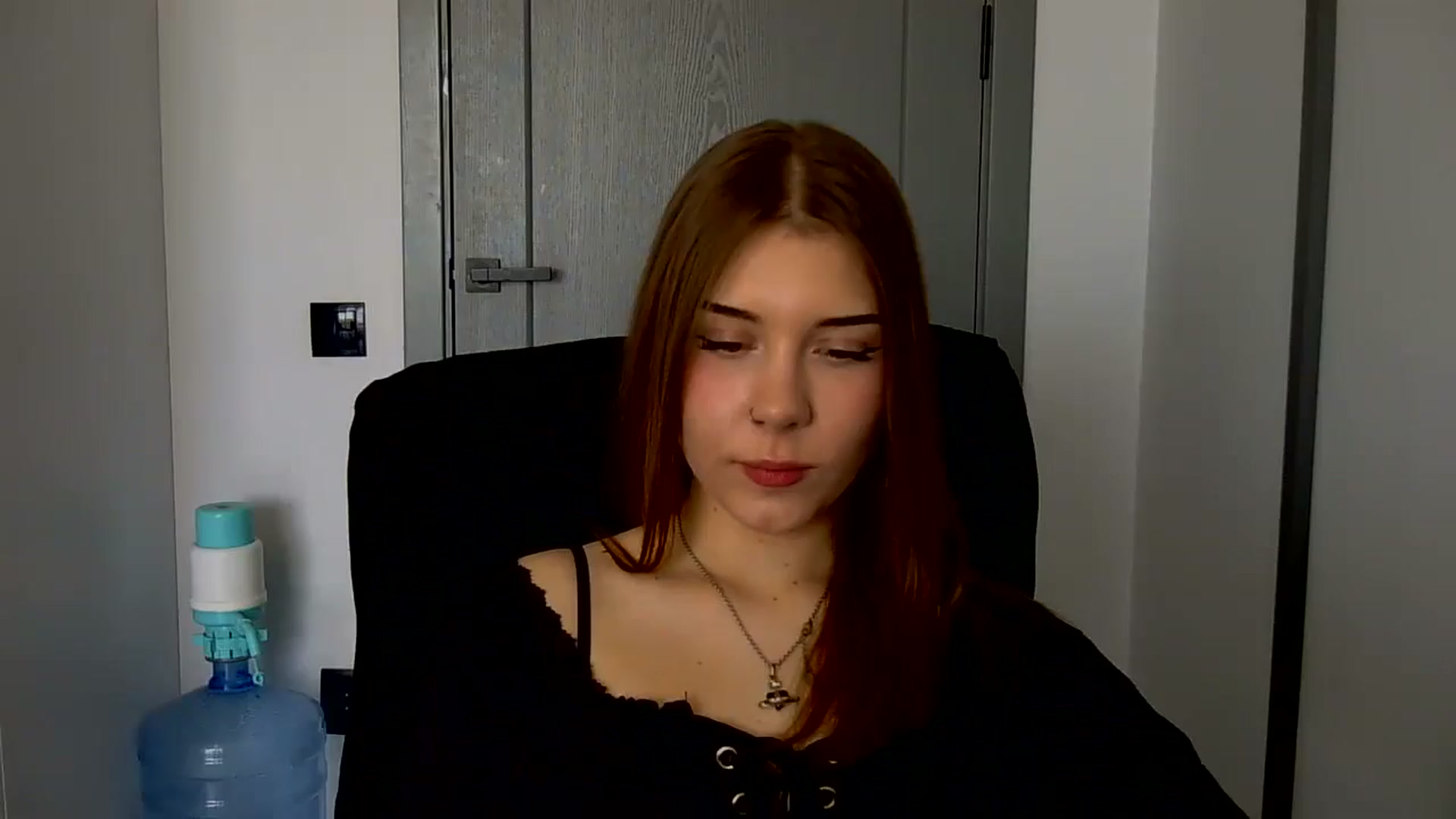 Gallery image thumbnail from YanaMeoww's myfreecams stream on, 04/22/2026, 10:31 image 6 of 20