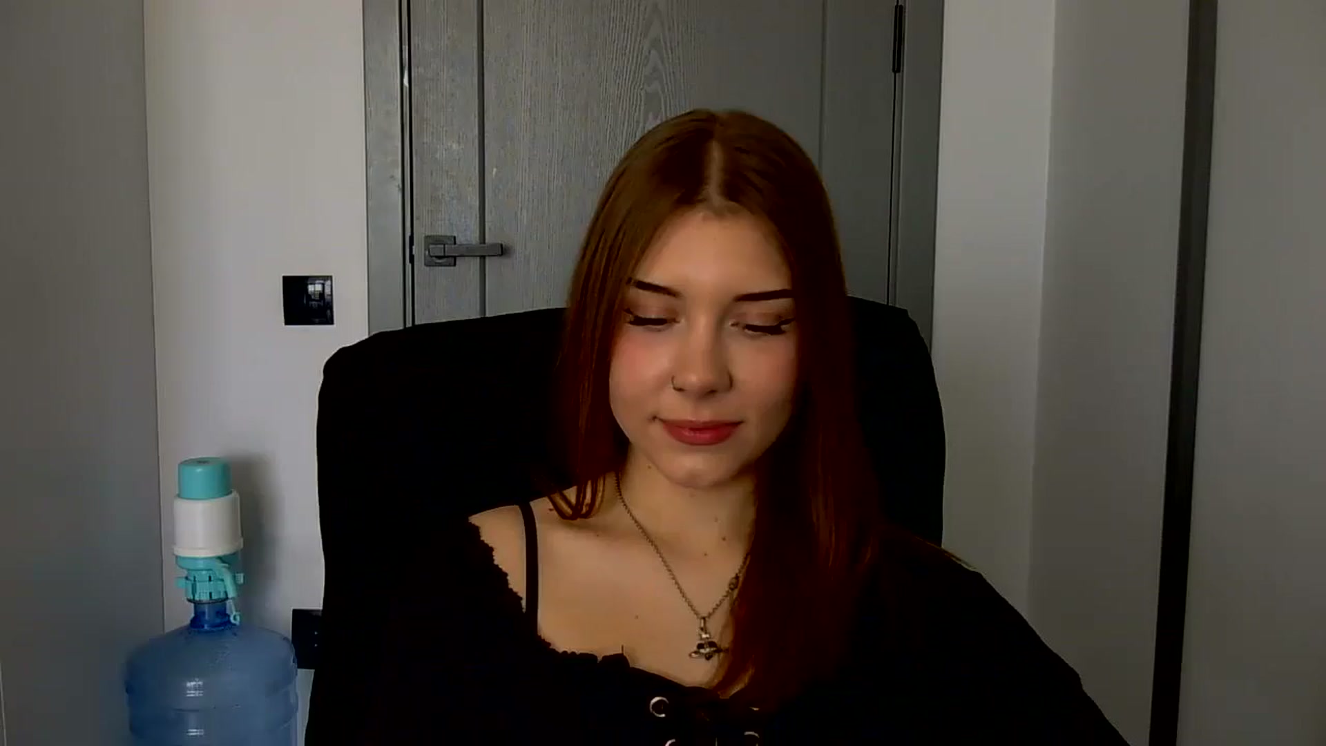 Gallery image thumbnail from YanaMeoww's myfreecams stream on, 04/22/2026, 10:31 image 5 of 20