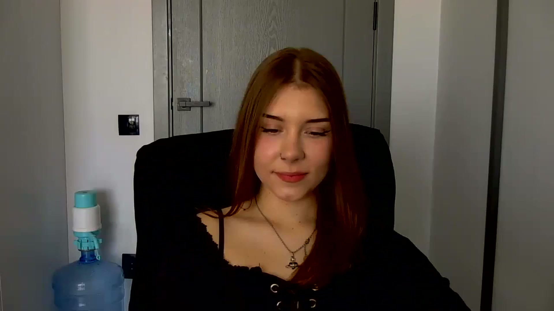Gallery image thumbnail from YanaMeoww's myfreecams stream on, 04/22/2026, 10:31 image 9 of 20