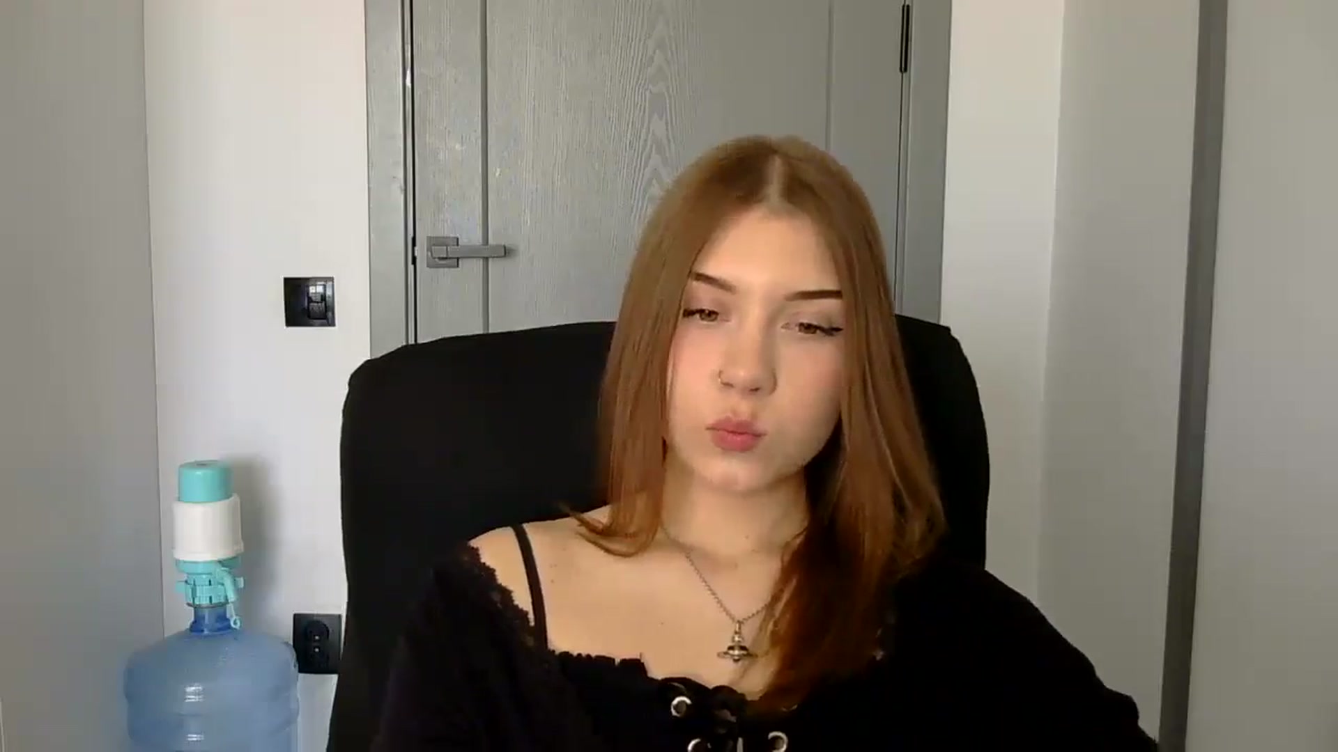 Gallery image thumbnail from YanaMeoww's myfreecams stream on, 04/22/2026, 11:26 image 10 of 20