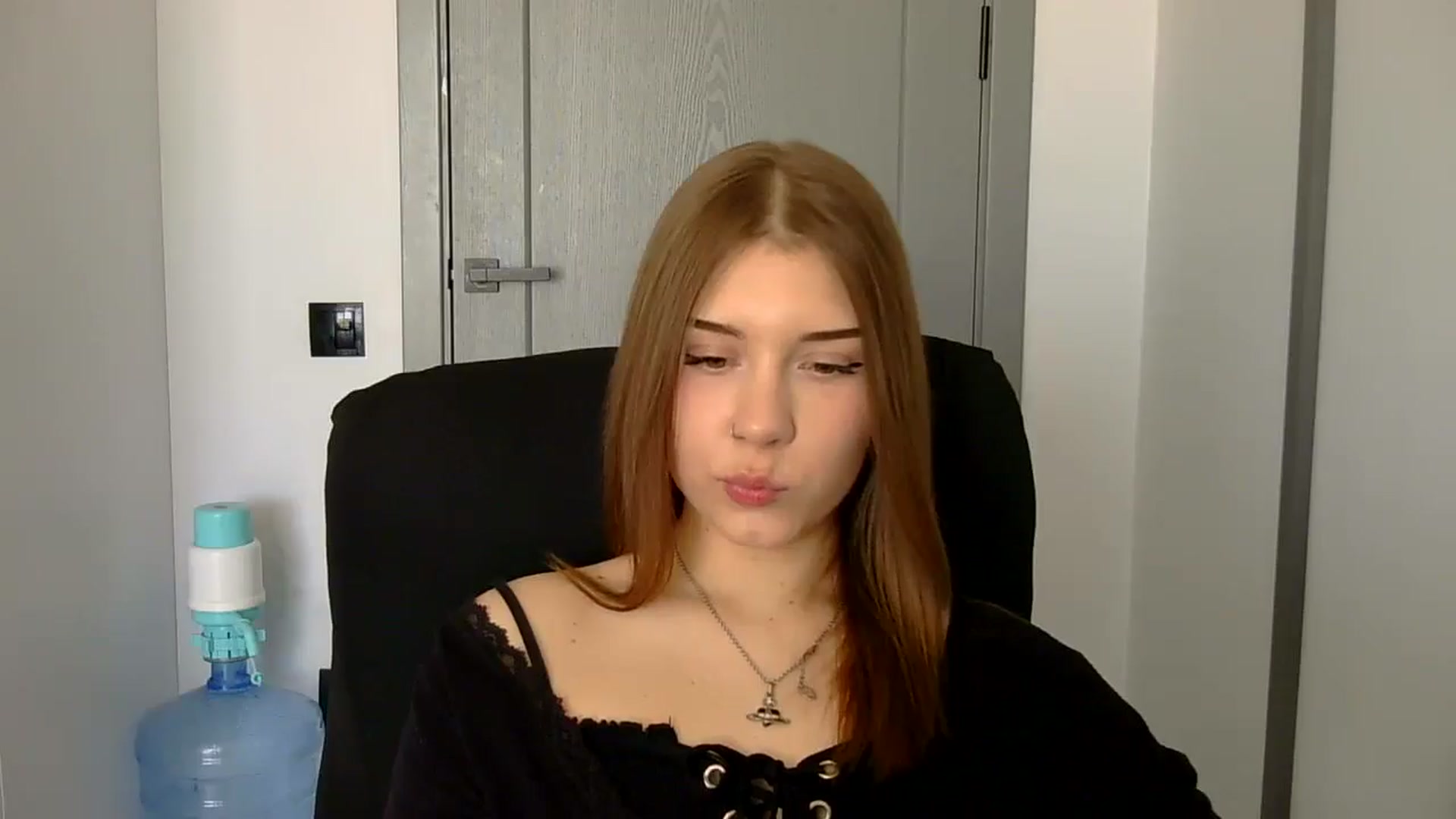 Gallery image thumbnail from YanaMeoww's myfreecams stream on, 04/22/2026, 11:26 image 15 of 20