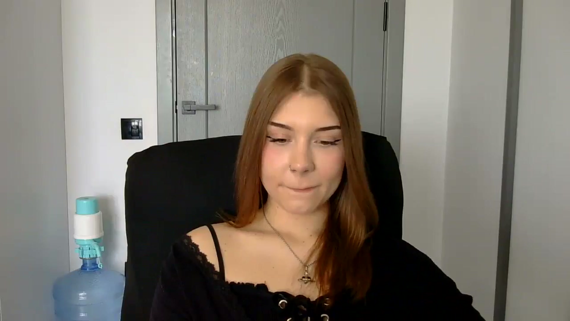 Gallery image thumbnail from YanaMeoww's myfreecams stream on, 04/22/2026, 11:26 image 7 of 20