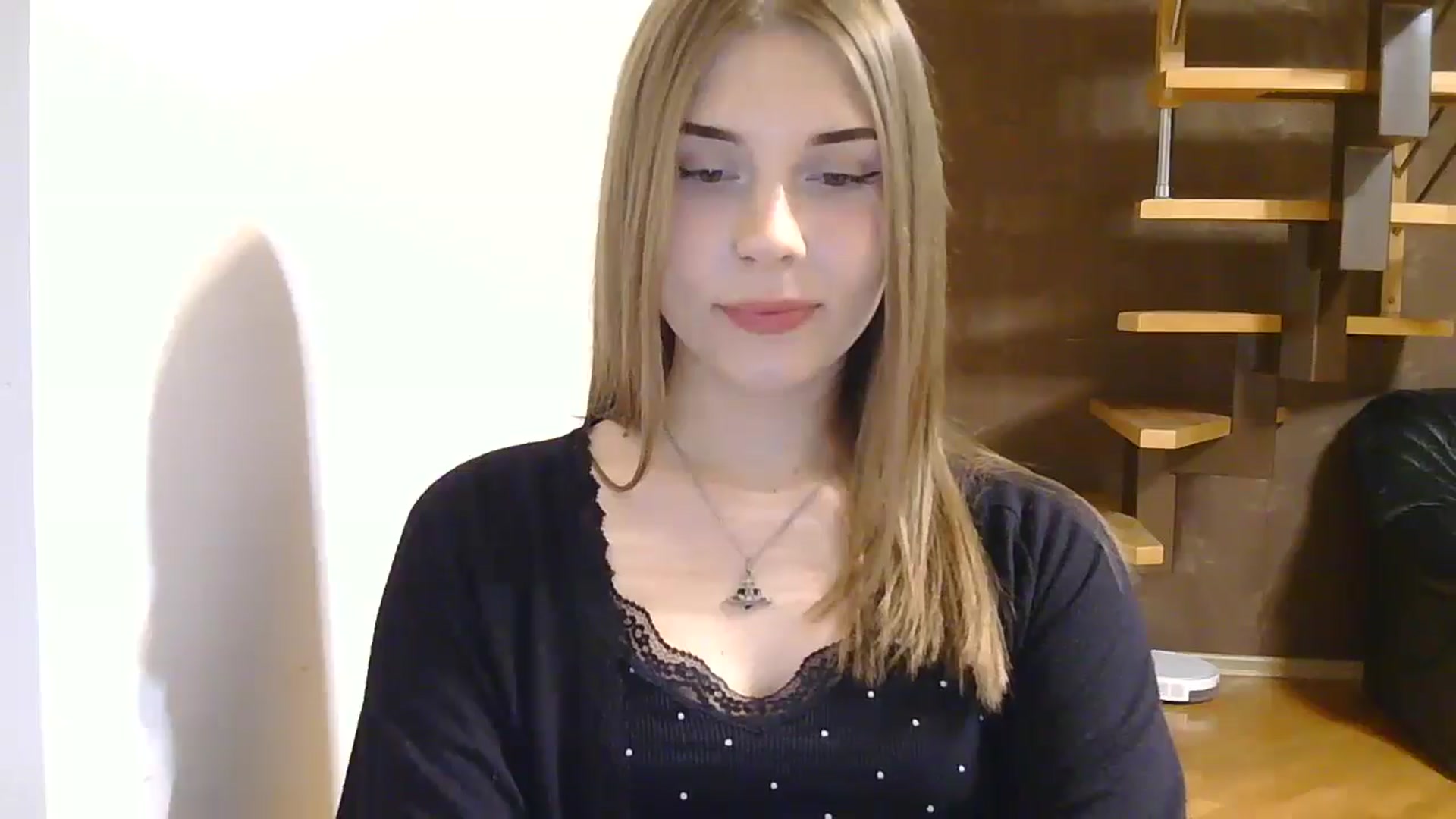Gallery image thumbnail from YanaMeoww's myfreecams stream on, 04/26/2026, 19:36 image 13 of 20