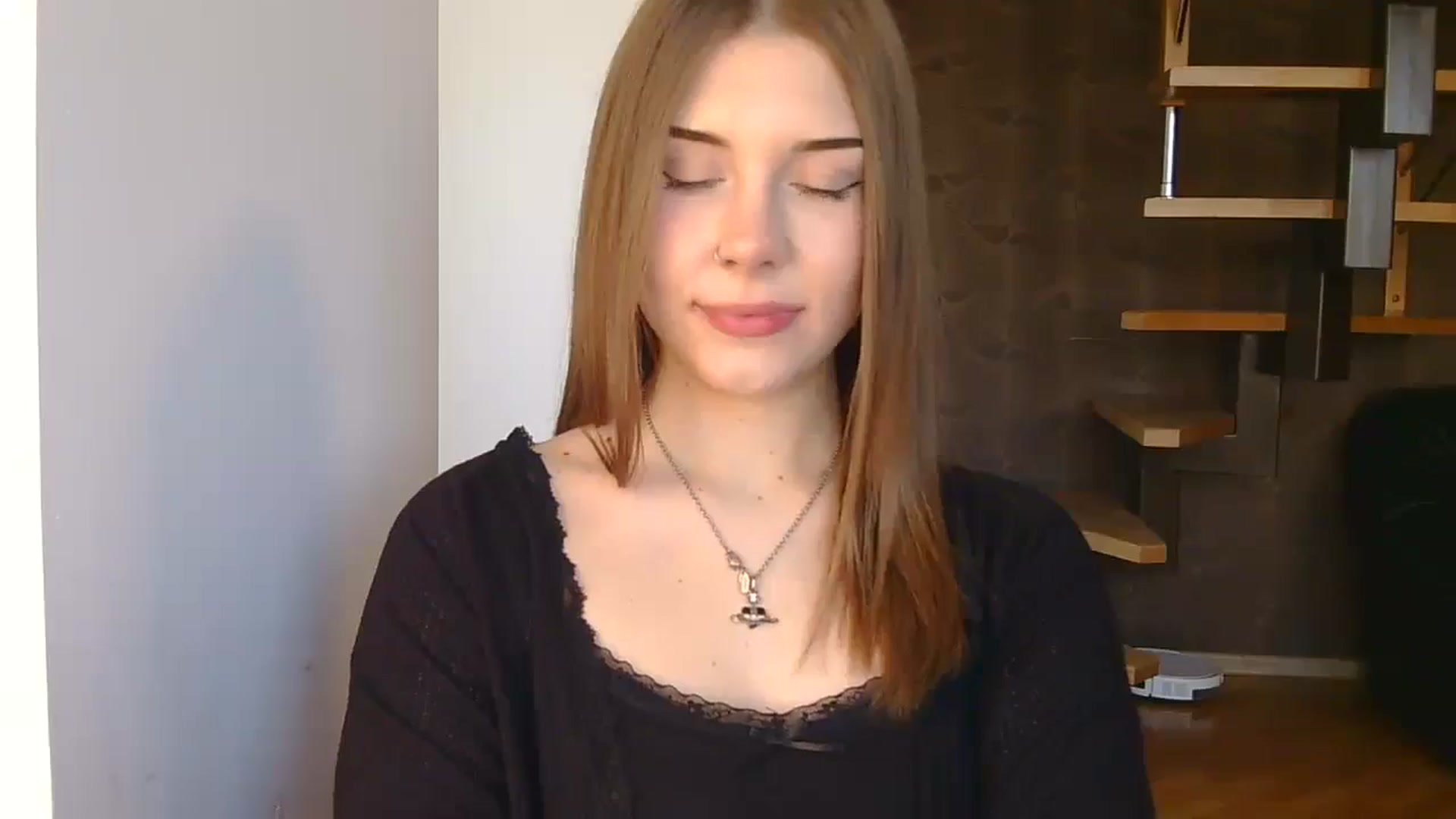 Gallery image thumbnail from YanaMeoww's myfreecams stream on, 04/27/2026, 16:14 image 17 of 20