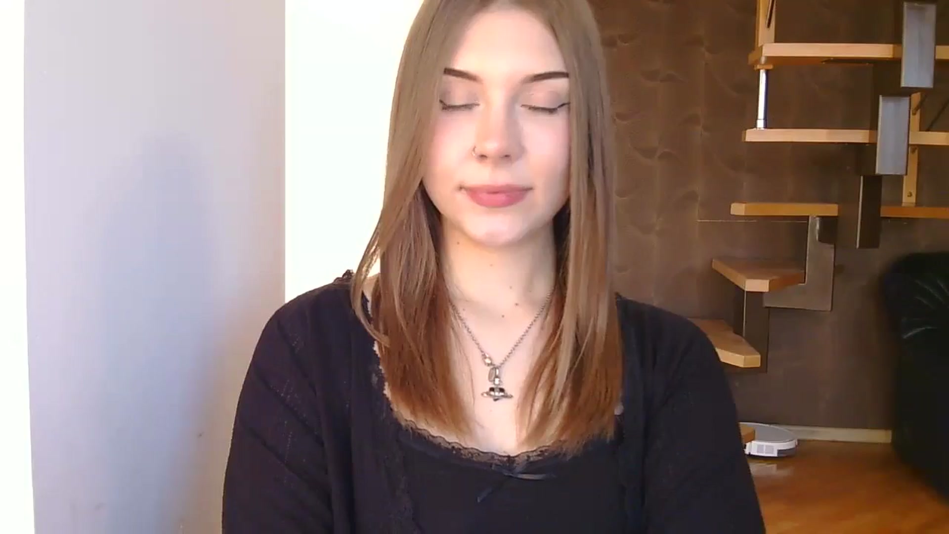 Gallery image thumbnail from YanaMeoww's myfreecams stream on, 04/27/2026, 16:14 image 14 of 20