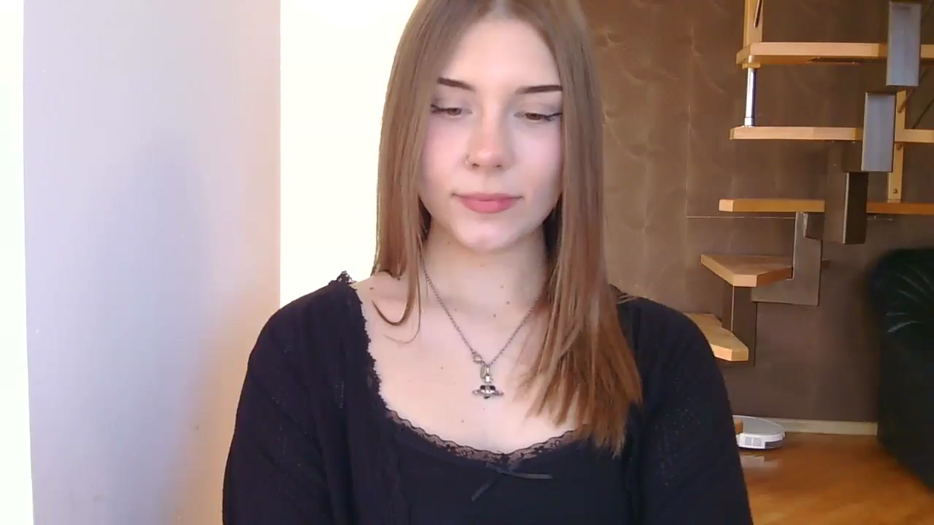 Gallery image thumbnail from YanaMeoww's myfreecams stream on, 04/27/2026, 16:14 image 5 of 20