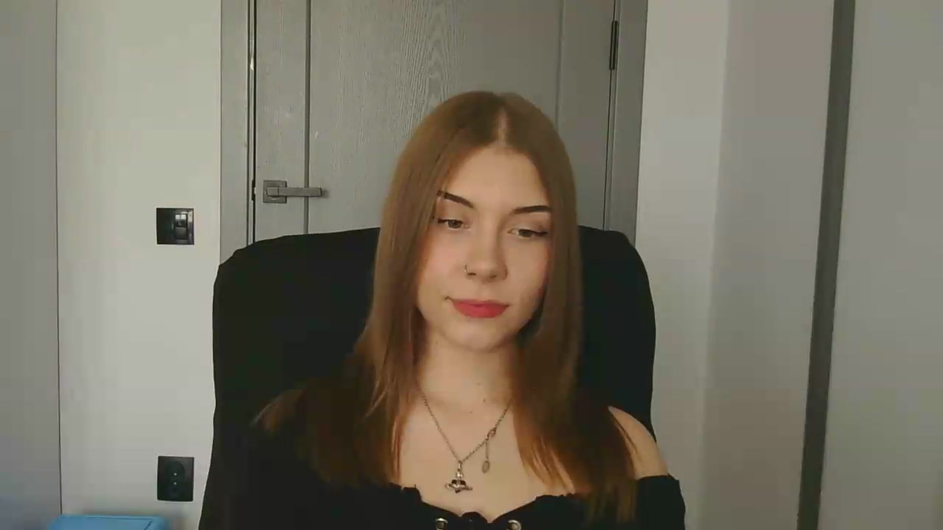 Gallery image thumbnail from YanaMeoww's myfreecams stream on, 05/16/2026, 15:38 image 17 of 20