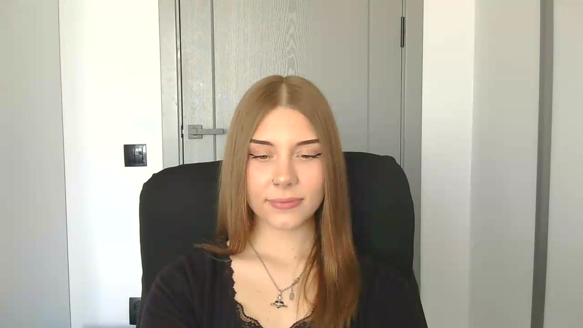 Gallery image thumbnail from YanaMeoww's myfreecams stream on, 05/18/2026, 15:33 image 13 of 20