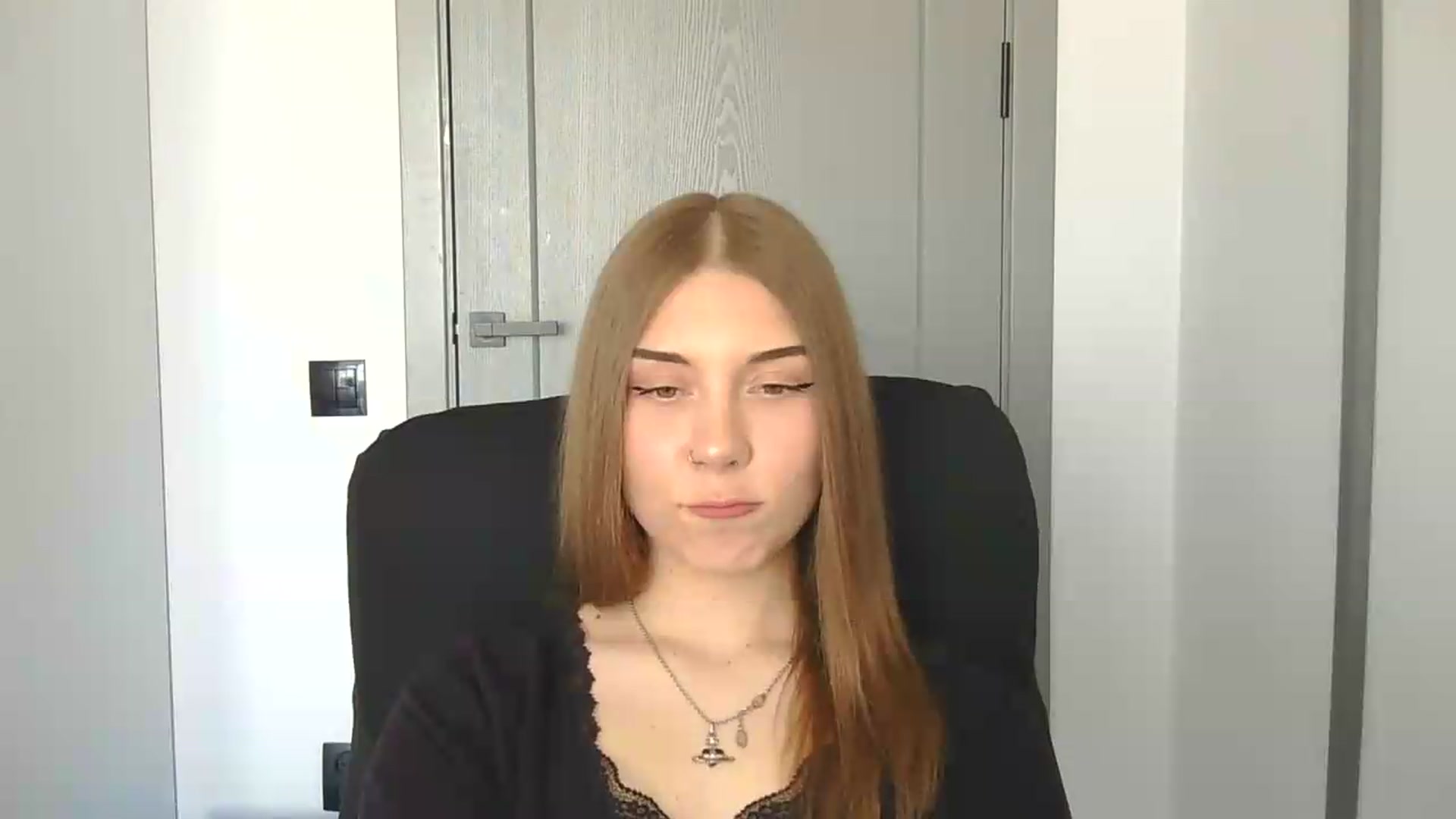 Gallery image thumbnail from YanaMeoww's myfreecams stream on, 05/18/2026, 15:33 image 10 of 20