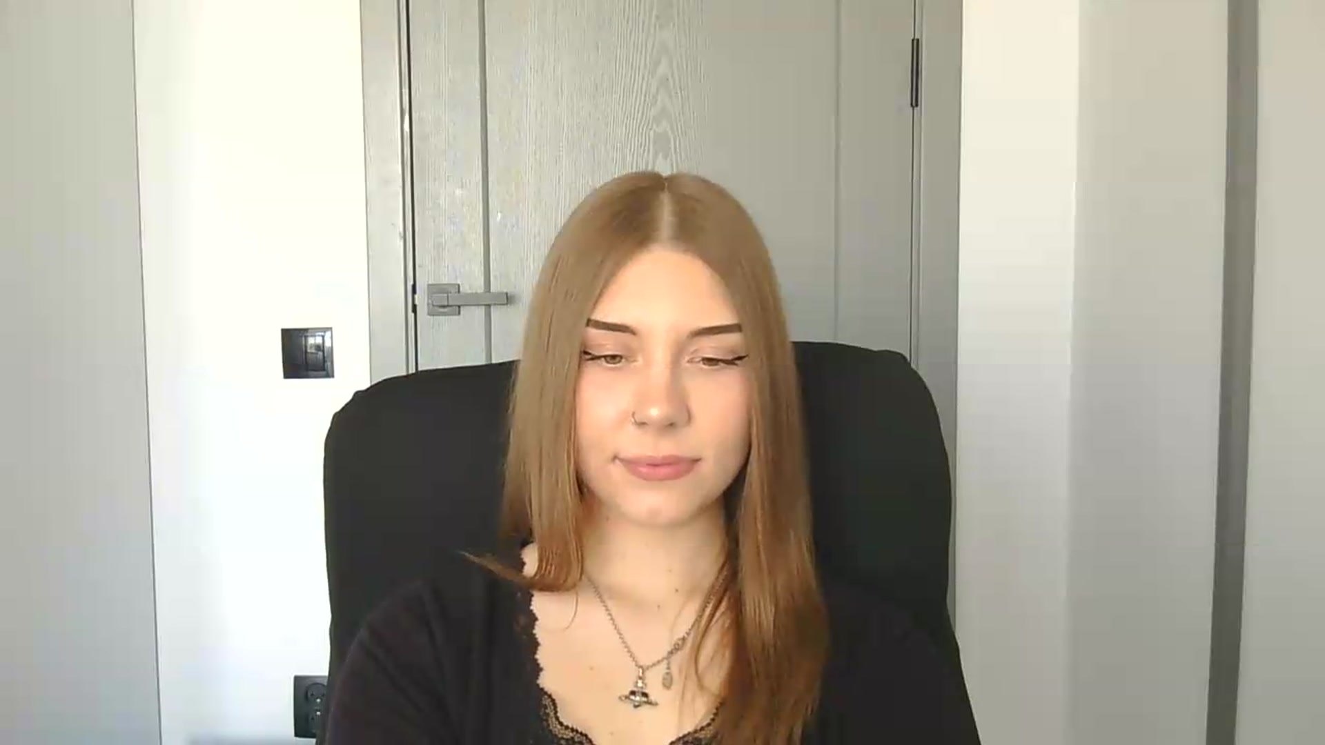 Gallery image thumbnail from YanaMeoww's myfreecams stream on, 05/18/2026, 15:33 image 14 of 20
