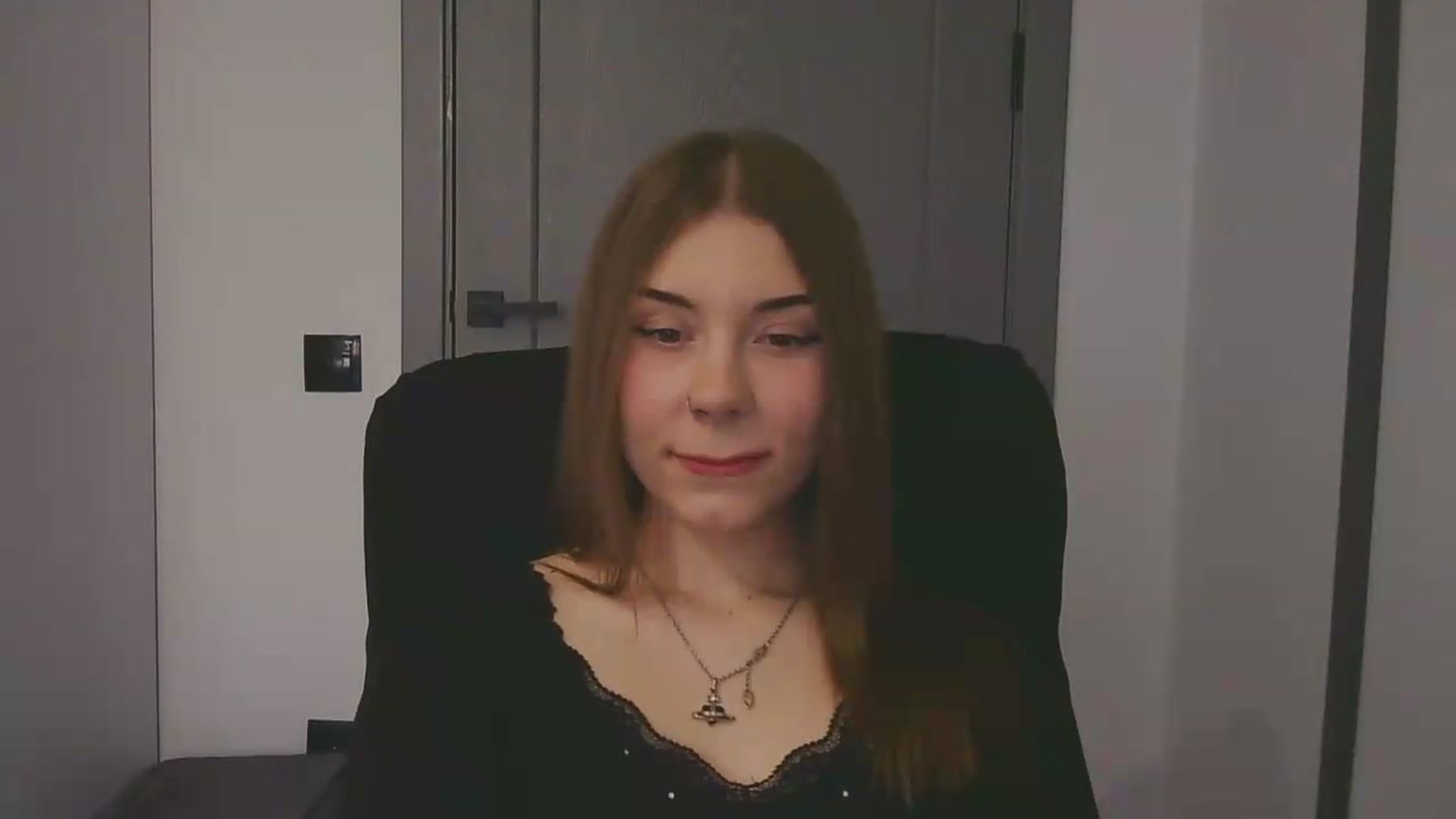 Gallery image thumbnail from YanaMeoww's myfreecams stream on, 05/20/2026, 18:54 image 8 of 20