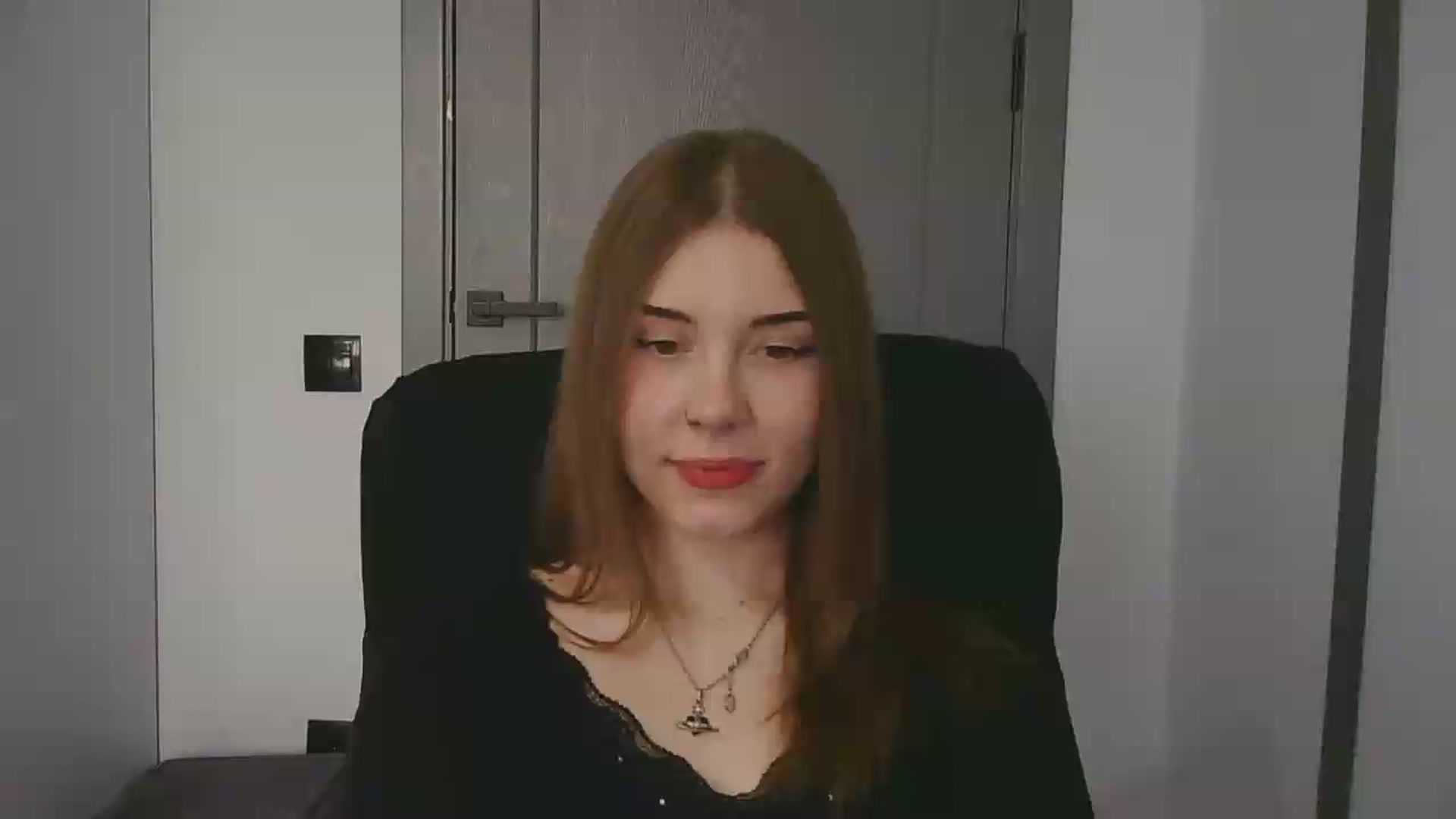 Gallery image thumbnail from YanaMeoww's myfreecams stream on, 05/20/2026, 18:54 image 5 of 20