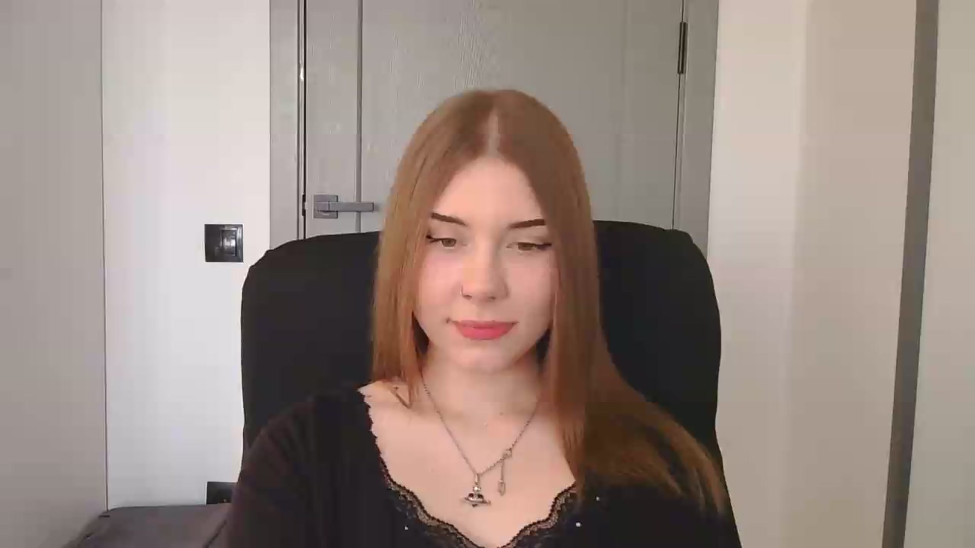 Gallery image thumbnail from YanaMeoww's myfreecams stream on, 05/20/2026, 18:54 image 1 of 20