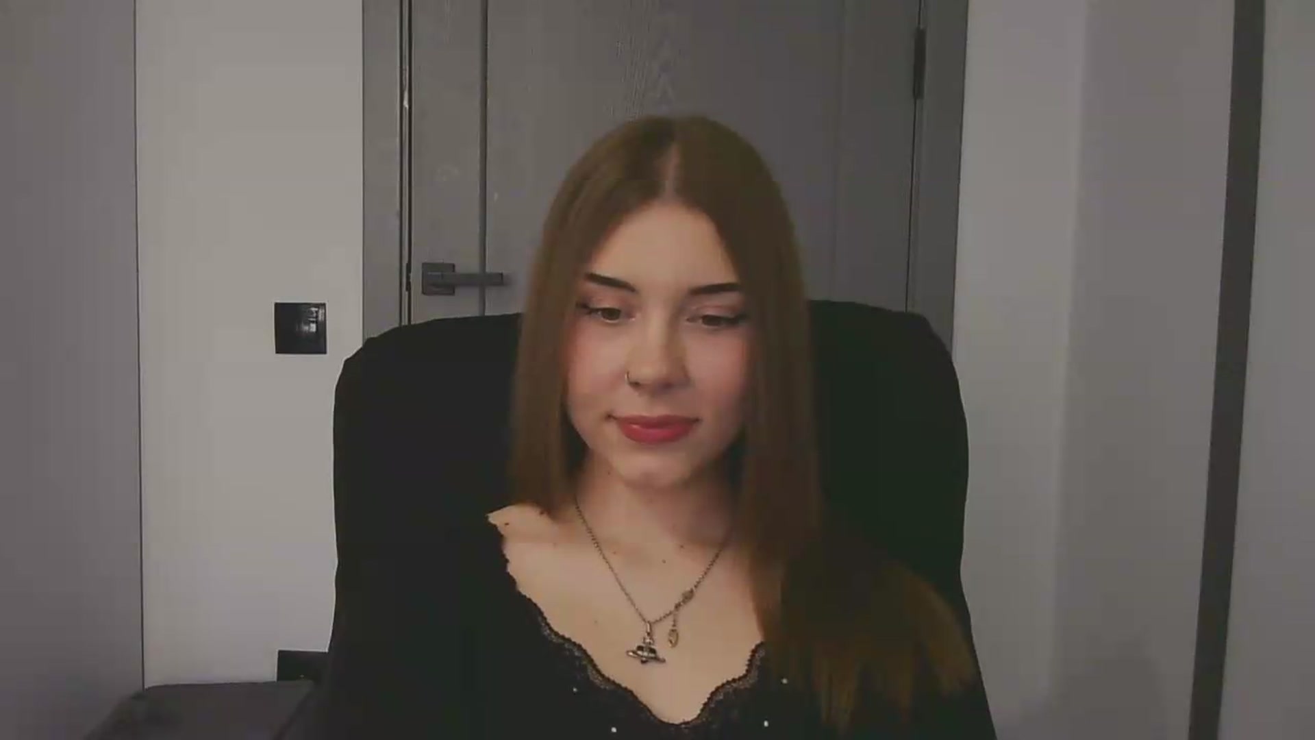 Gallery image thumbnail from YanaMeoww's myfreecams stream on, 05/20/2026, 18:54 image 7 of 20
