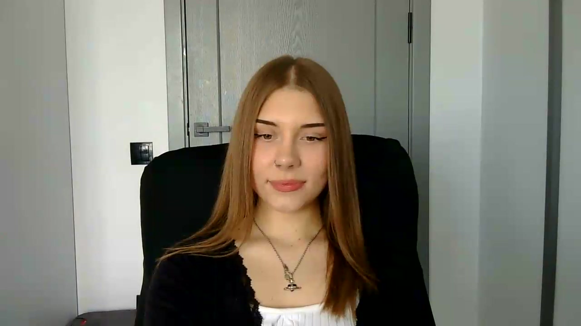 Gallery image thumbnail from YanaMeoww's myfreecams stream on, 05/21/2026, 15:09 image 9 of 20