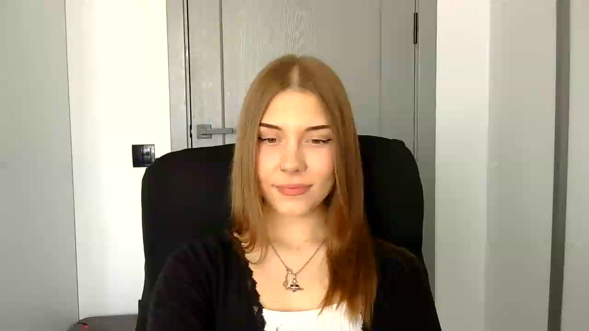 Gallery image thumbnail from YanaMeoww's myfreecams stream on, 05/21/2026, 15:09 image 6 of 20