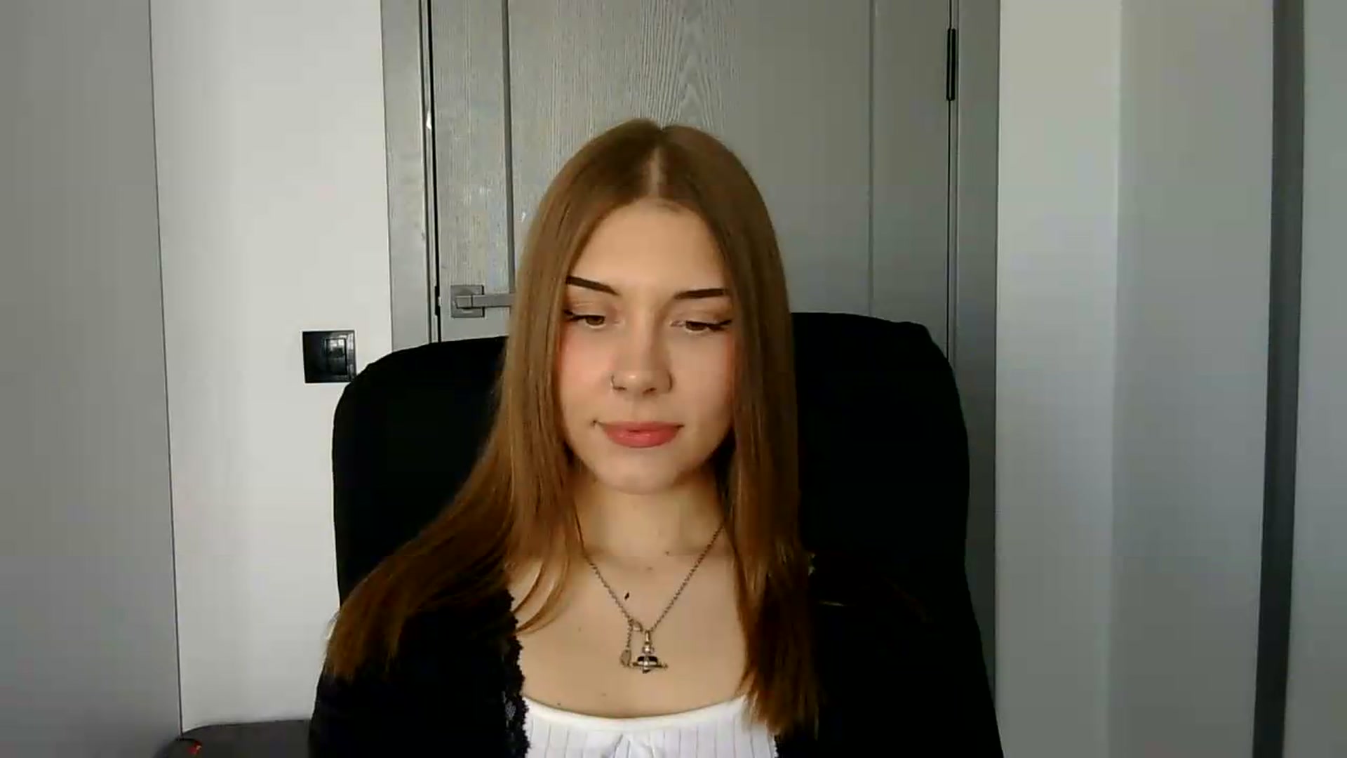 Gallery image thumbnail from YanaMeoww's myfreecams stream on, 05/21/2026, 15:09 image 18 of 20
