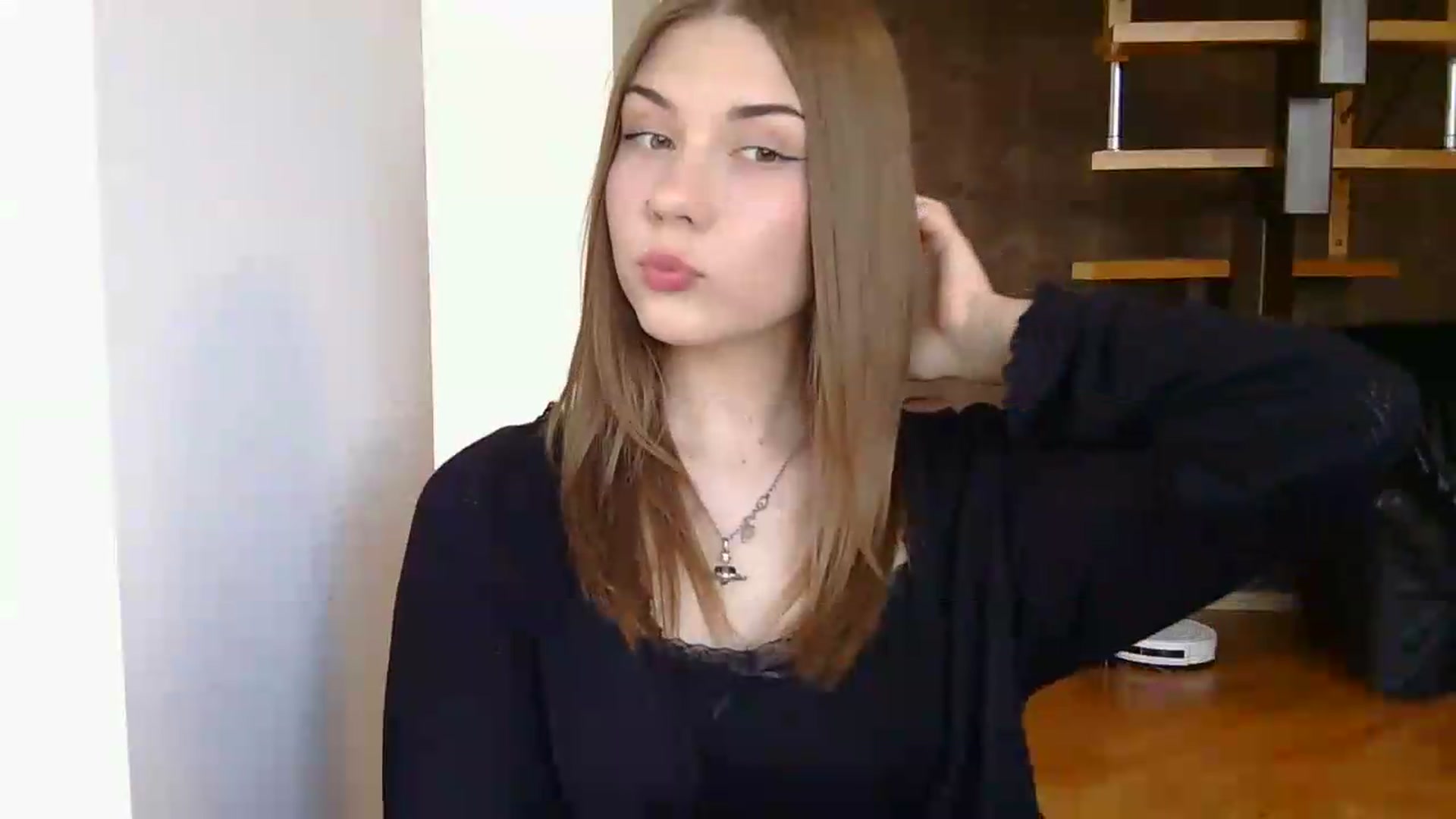 Gallery image thumbnail from YanaMeoww's myfreecams stream on, 05/28/2026, 12:31 image 18 of 20
