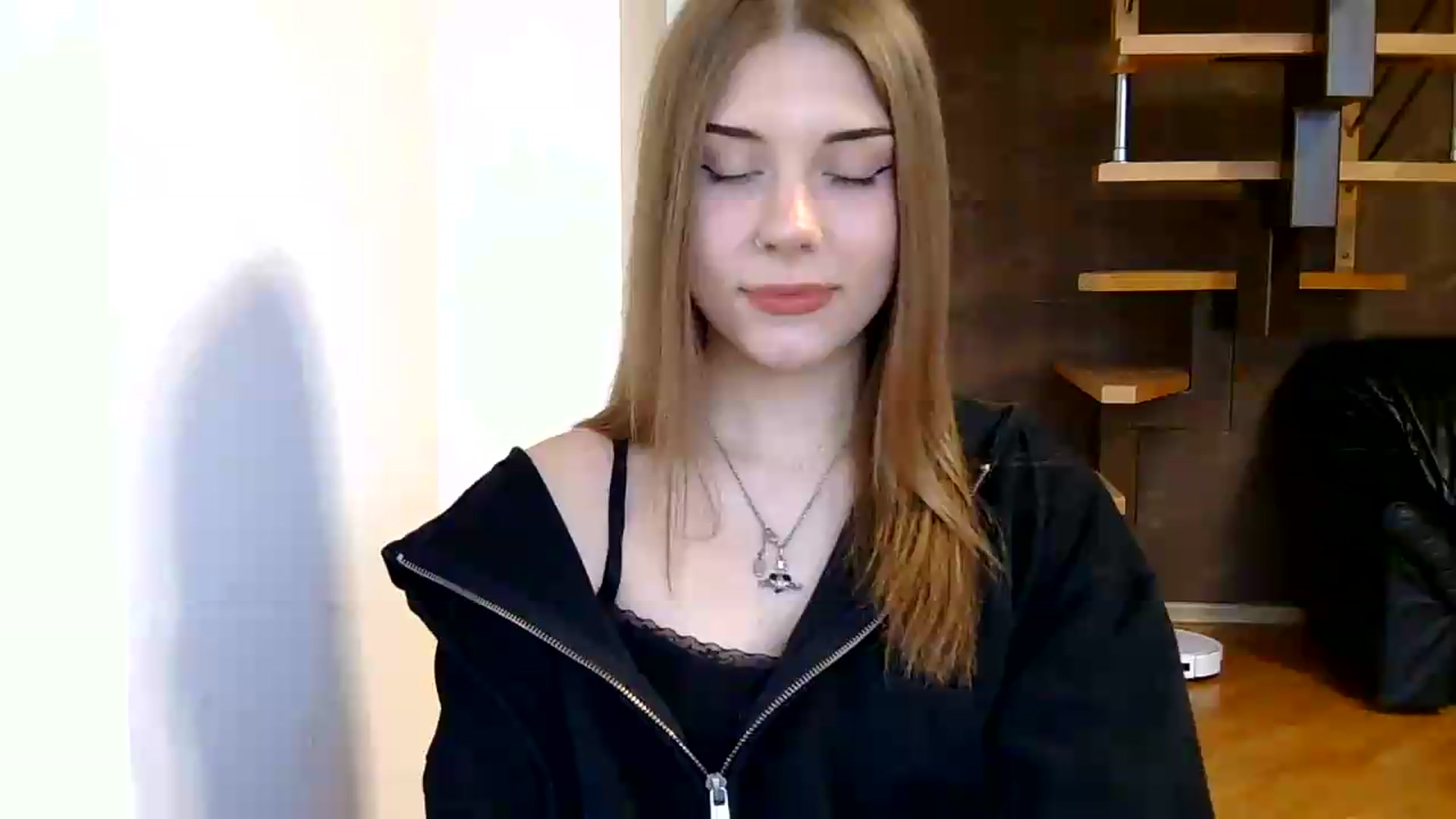 Gallery image thumbnail from YanaMeoww's myfreecams stream on, 05/31/2026, 17:47 image 7 of 20