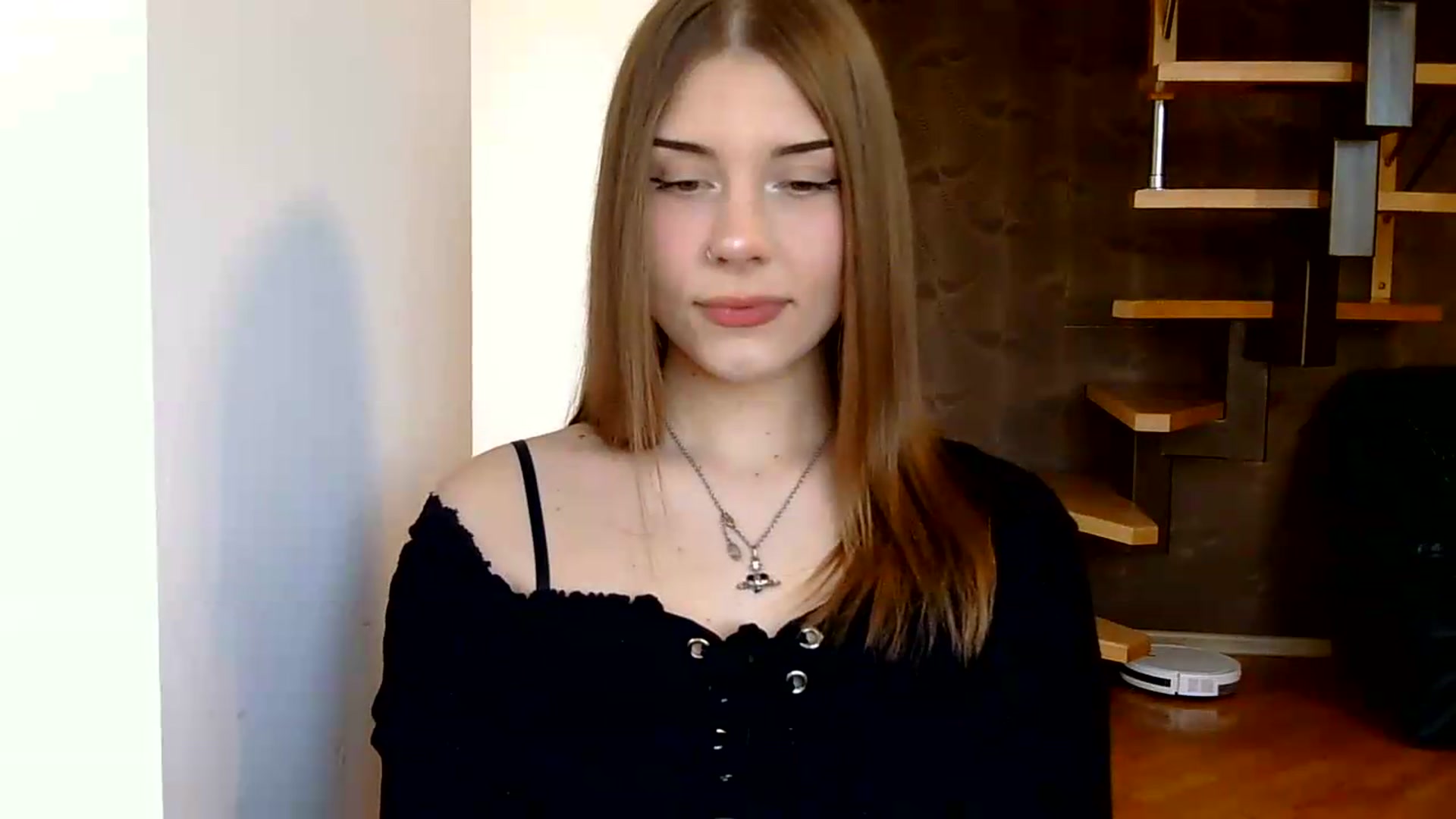 Gallery image thumbnail from YanaMeoww's myfreecams stream on, 06/09/2026, 18:25 image 5 of 20