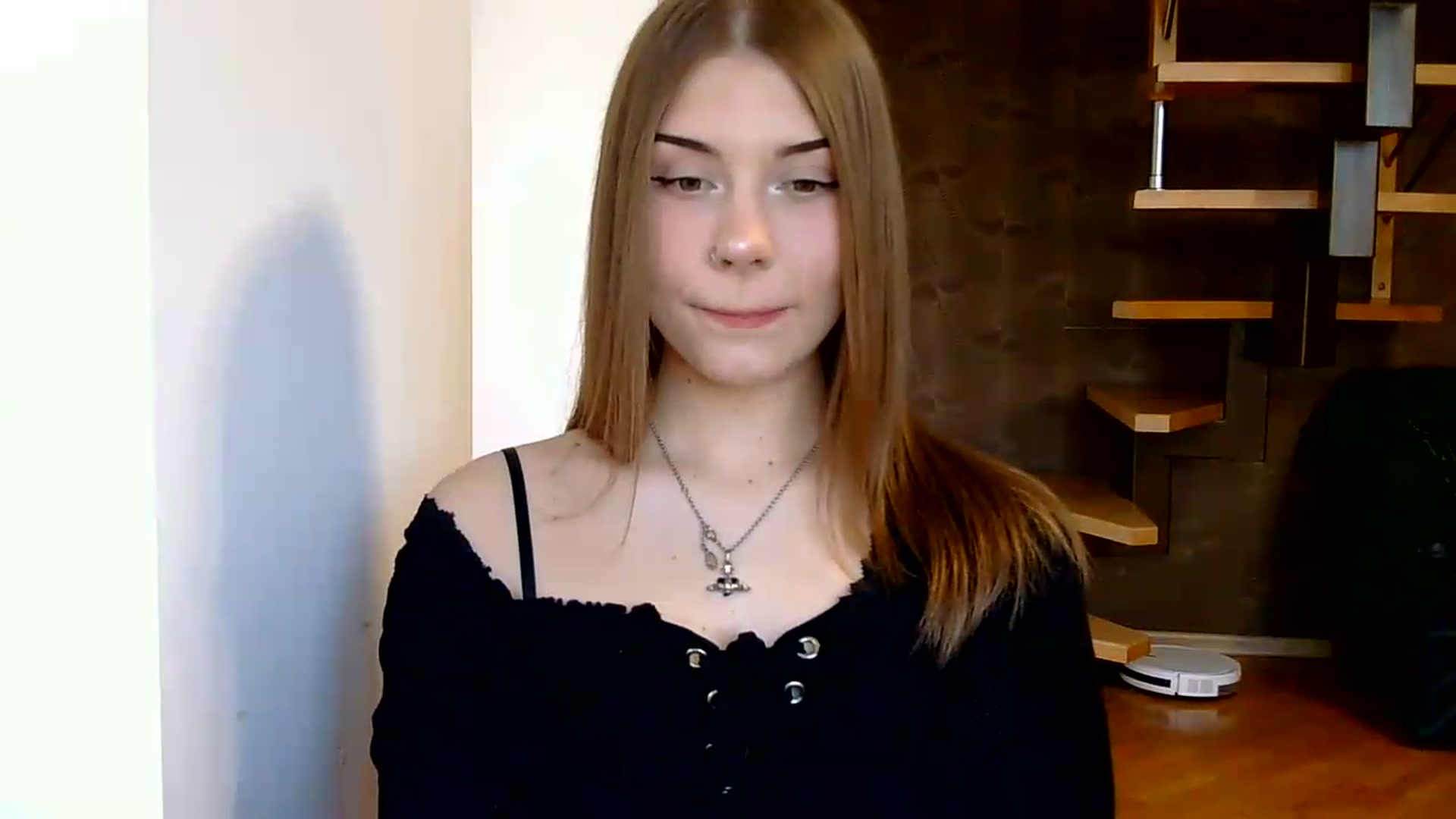 Gallery image thumbnail from YanaMeoww's myfreecams stream on, 06/09/2026, 18:25 image 13 of 20