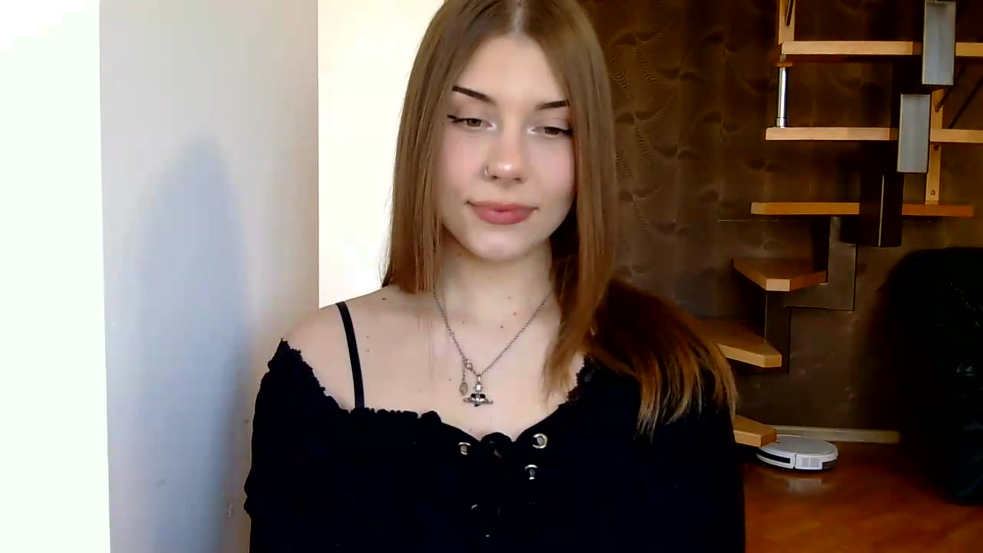 Gallery image thumbnail from YanaMeoww's myfreecams stream on, 06/09/2026, 18:25 image 2 of 20
