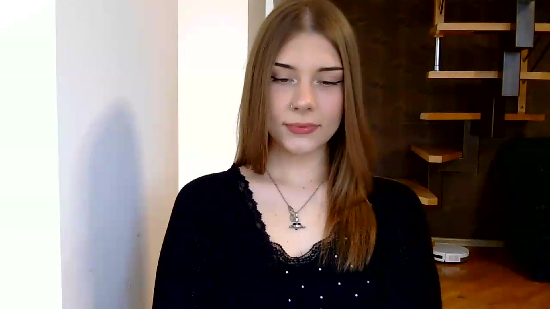 Gallery image thumbnail from YanaMeoww's myfreecams stream on, 06/10/2026, 17:21 image 3 of 20