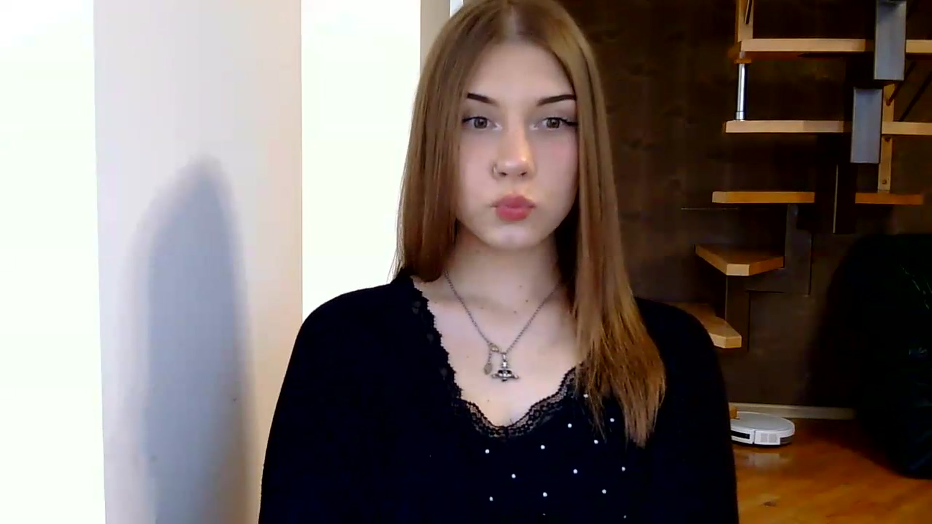 Gallery image thumbnail from YanaMeoww's myfreecams stream on, 06/10/2026, 17:21 image 14 of 20