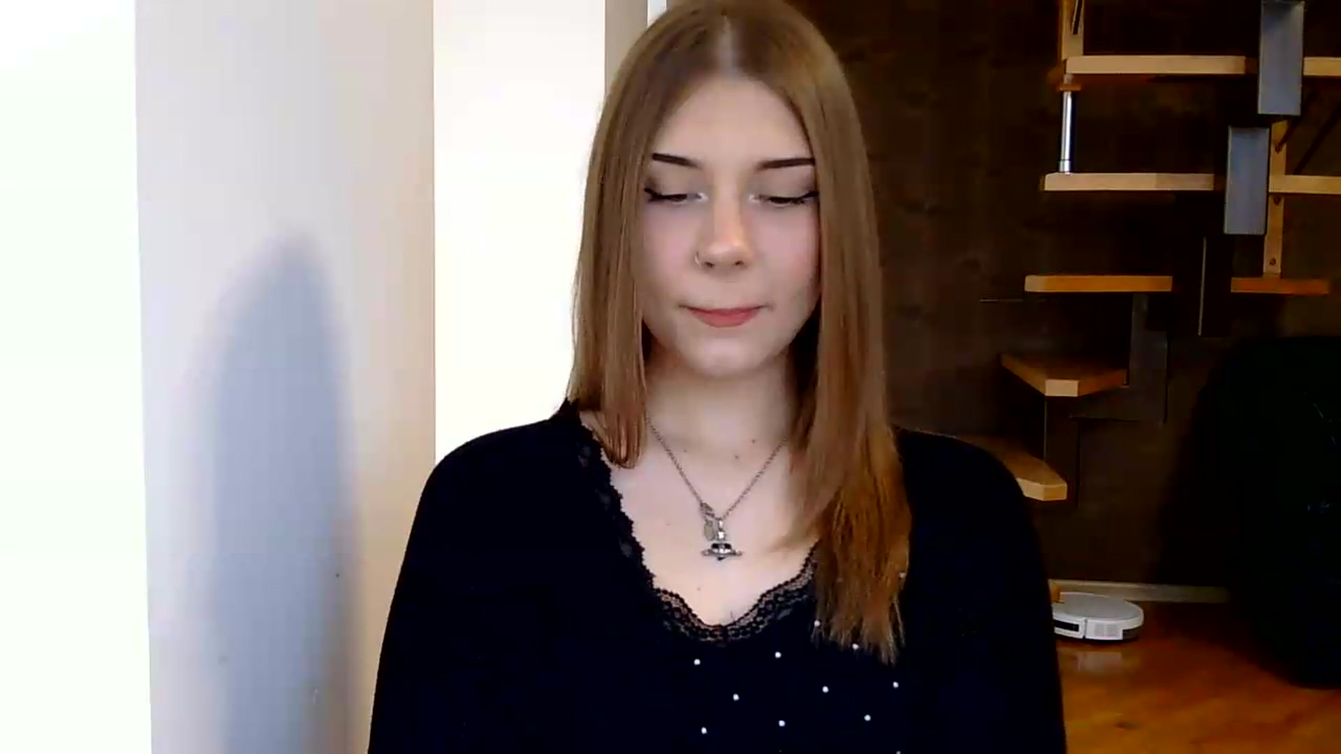Gallery image thumbnail from YanaMeoww's myfreecams stream on, 06/10/2026, 17:21 image 5 of 20