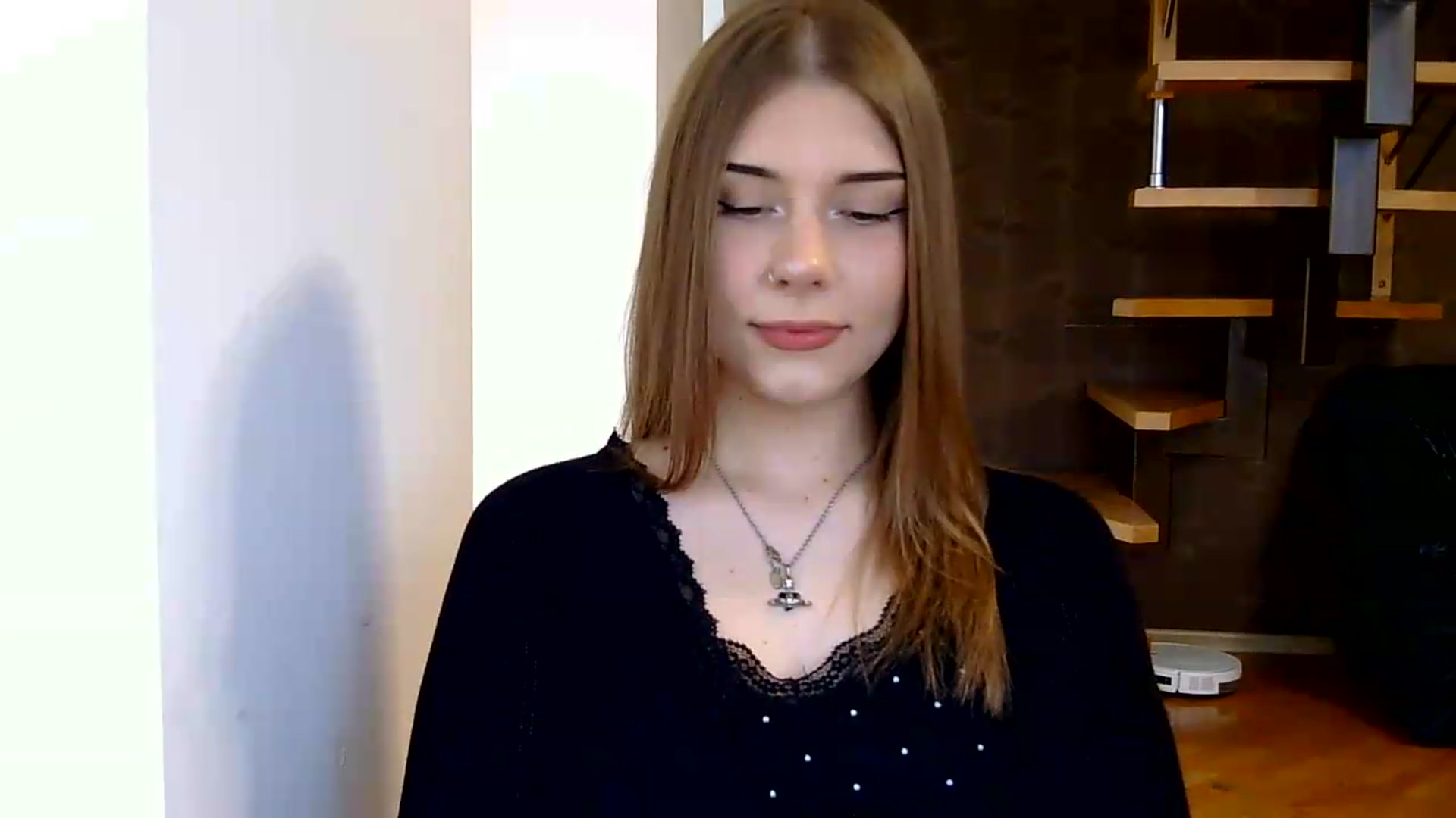 Gallery image thumbnail from YanaMeoww's myfreecams stream on, 06/10/2026, 17:21 image 6 of 20