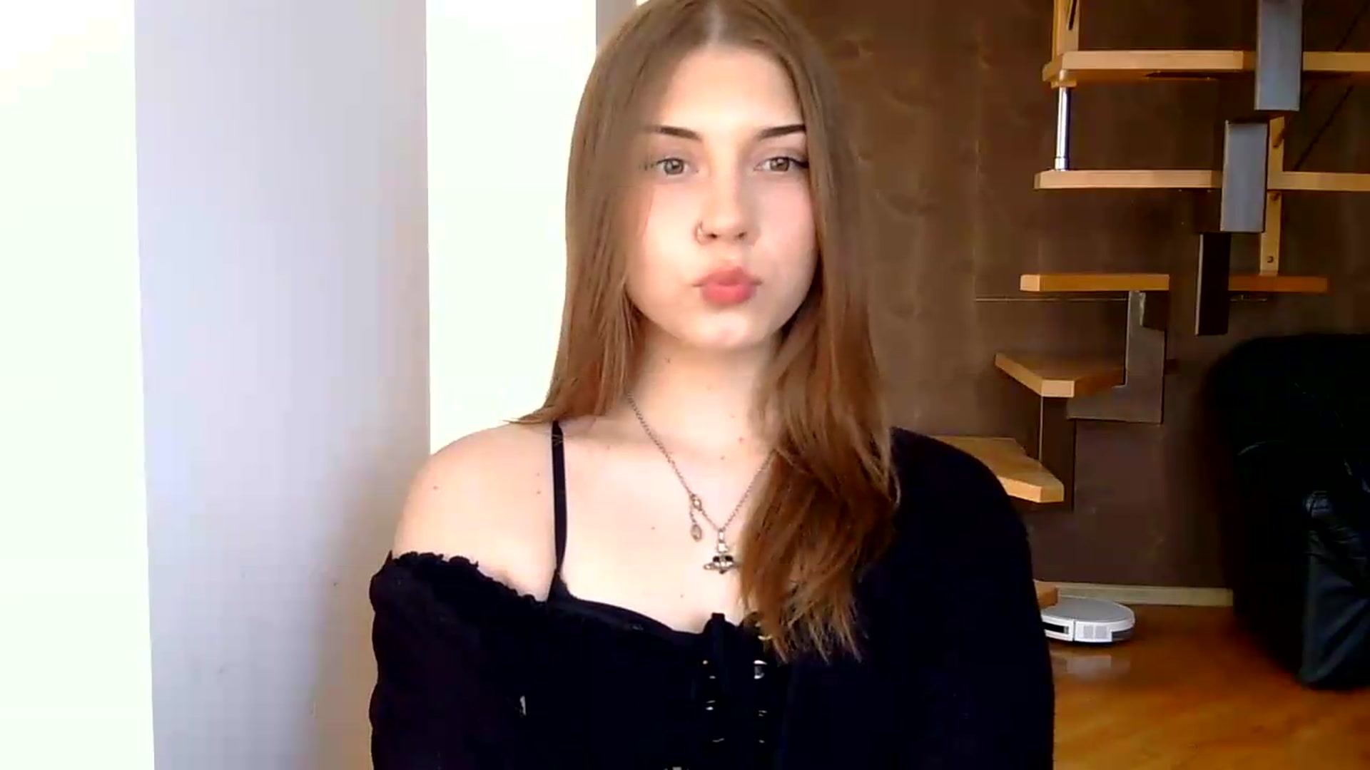 Gallery image thumbnail from YanaMeoww's myfreecams stream on, 06/23/2026, 15:50 image 10 of 20