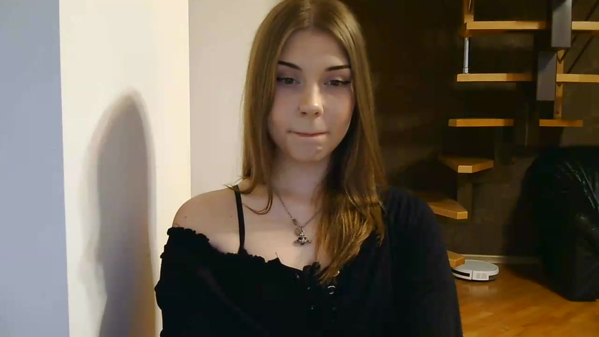 Gallery image thumbnail from YanaMeoww's myfreecams stream on, 06/25/2026, 18:48 image 19 of 20