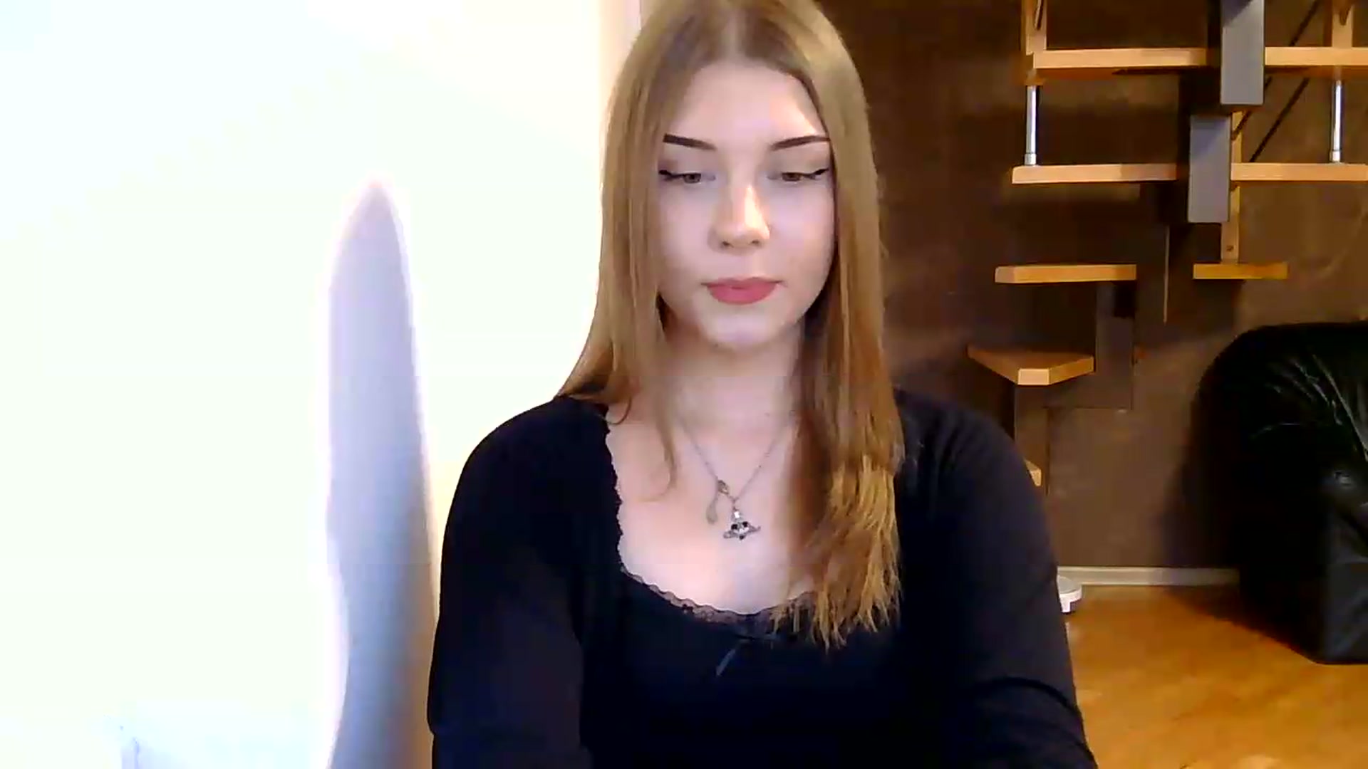 Gallery image thumbnail from YanaMeoww's myfreecams stream on, 08/11/2026, 18:38 image 10 of 20