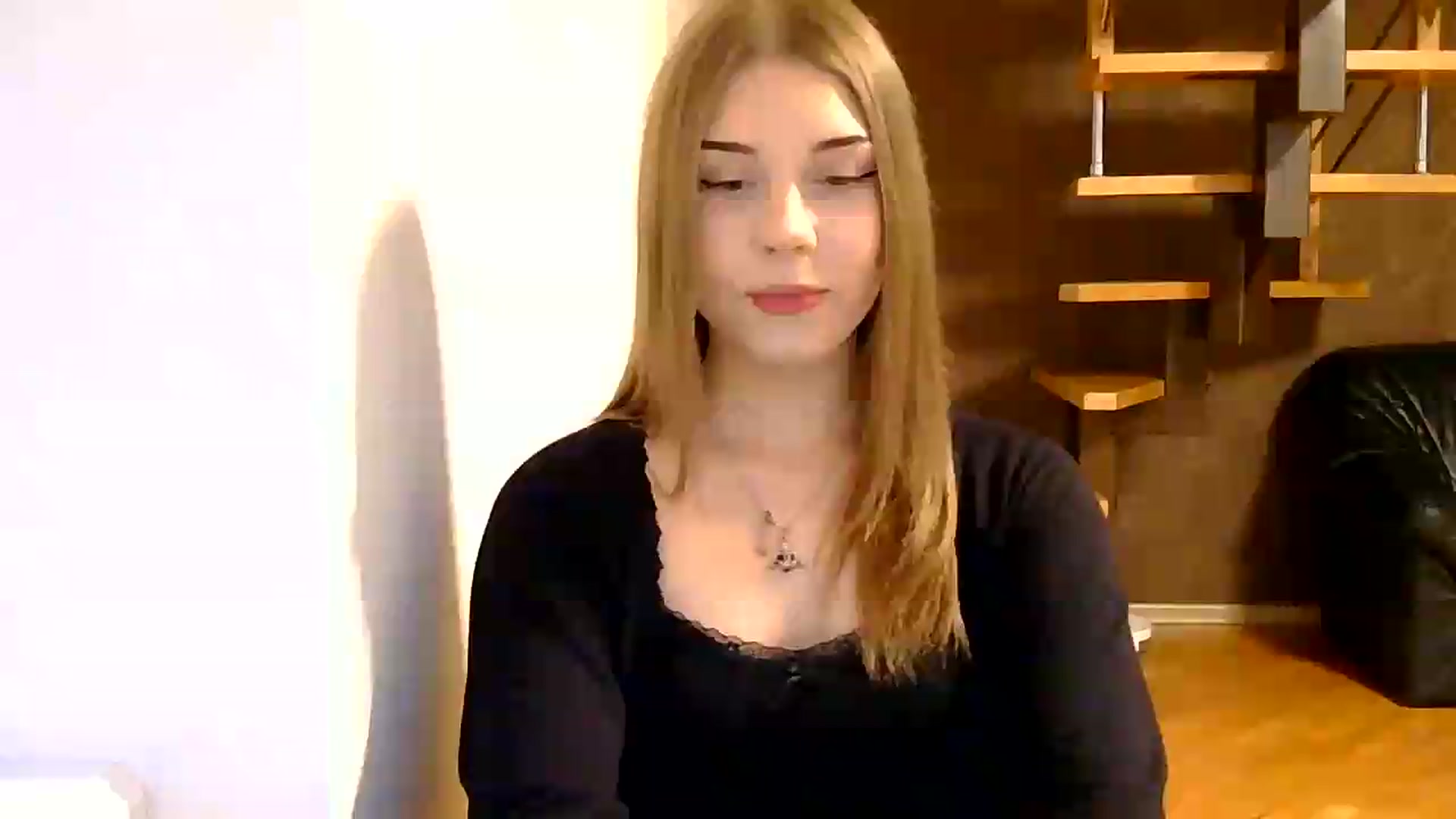 Gallery image thumbnail from YanaMeoww's myfreecams stream on, 08/11/2026, 18:38 image 13 of 20