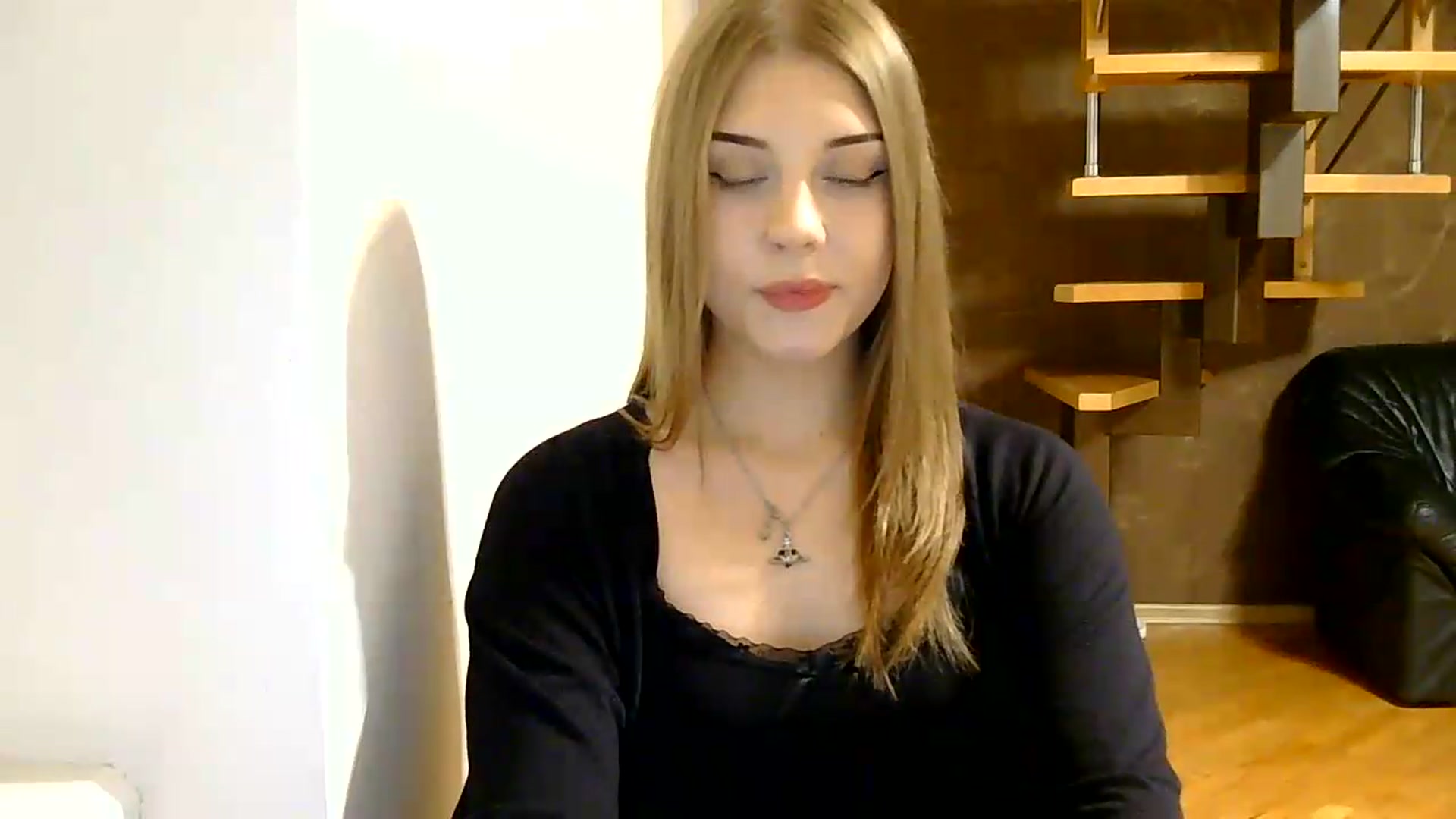 Gallery image thumbnail from YanaMeoww's myfreecams stream on, 08/11/2026, 19:12 image 3 of 20