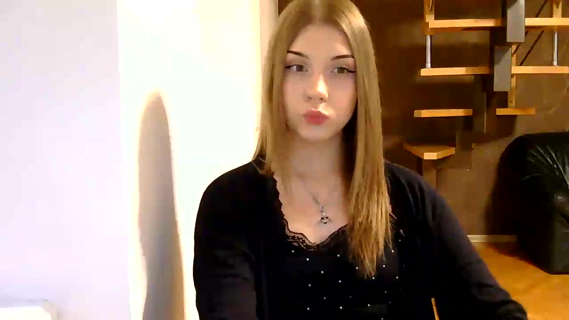Gallery image thumbnail from YanaMeoww's myfreecams stream on, 08/13/2026, 18:19 image 8 of 20