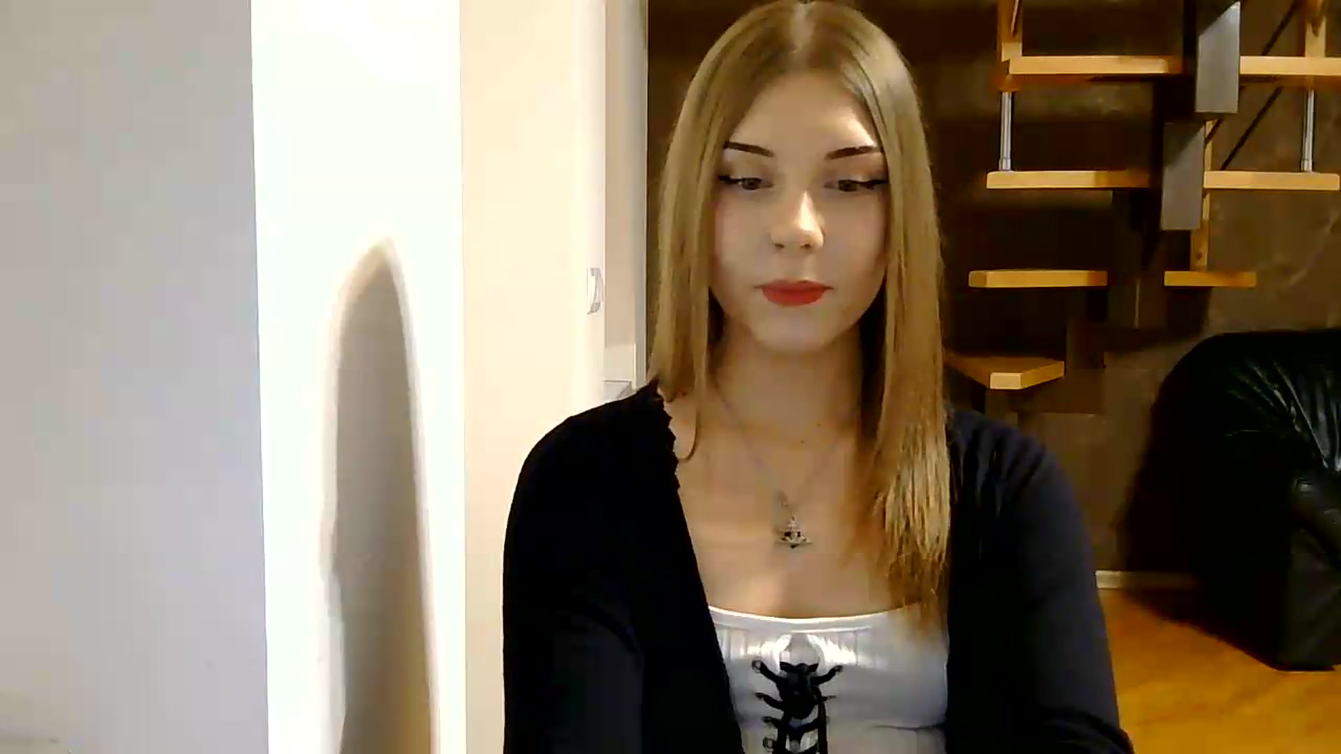 Gallery image thumbnail from YanaMeoww's myfreecams stream on, 08/25/2026, 18:19 image 16 of 20