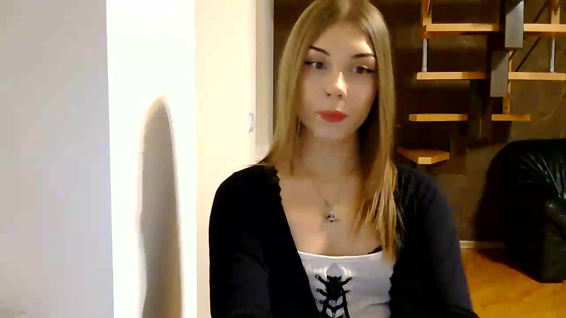 Gallery image thumbnail from YanaMeoww's myfreecams stream on, 08/25/2026, 18:19 image 14 of 20