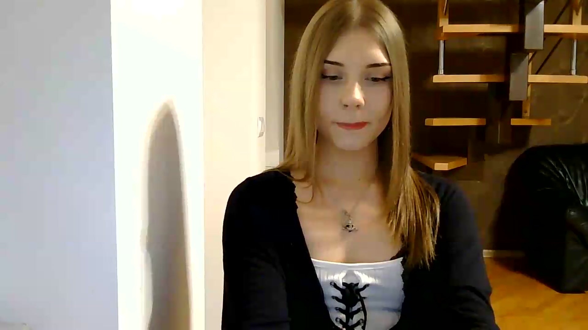 Gallery image thumbnail from YanaMeoww's myfreecams stream on, 08/25/2026, 18:19 image 4 of 20