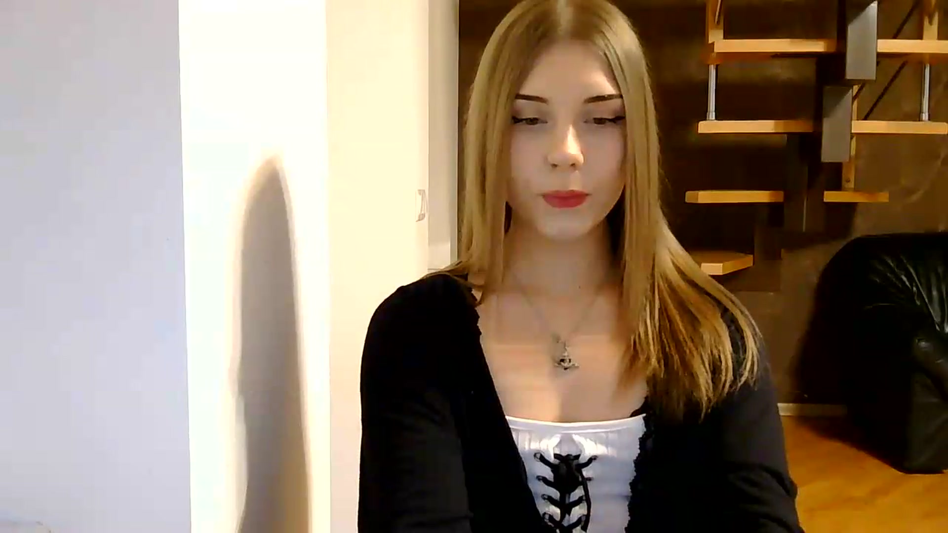 Gallery image thumbnail from YanaMeoww's myfreecams stream on, 08/25/2026, 18:19 image 2 of 20