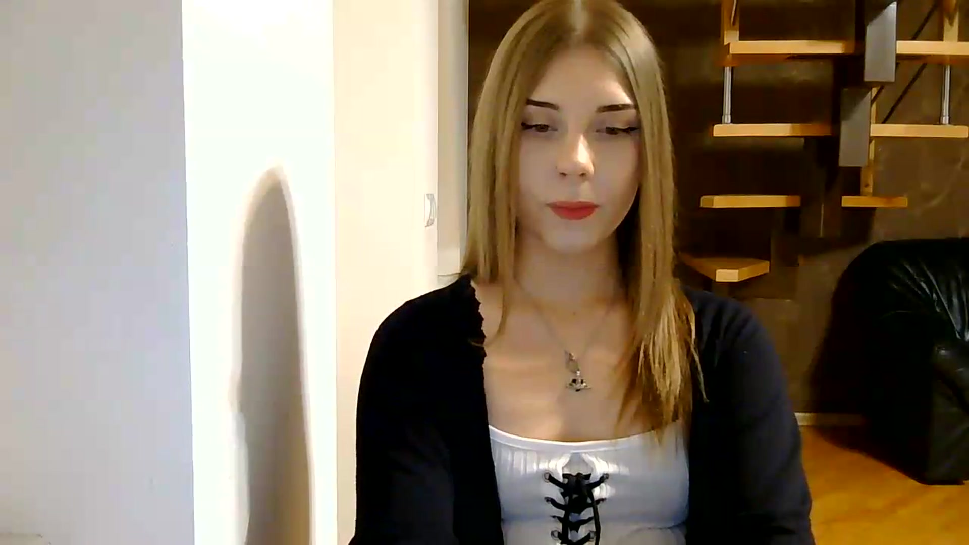 Gallery image thumbnail from YanaMeoww's myfreecams stream on, 08/25/2026, 18:45 image 15 of 20