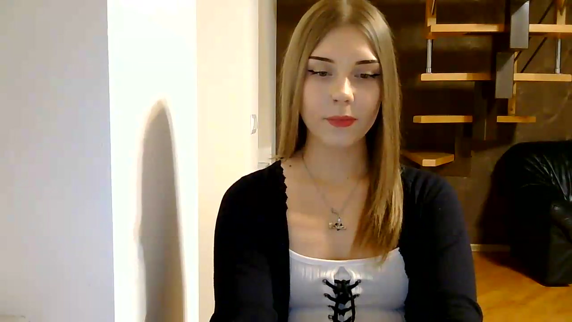 Gallery image thumbnail from YanaMeoww's myfreecams stream on, 08/25/2026, 19:42 image 4 of 20