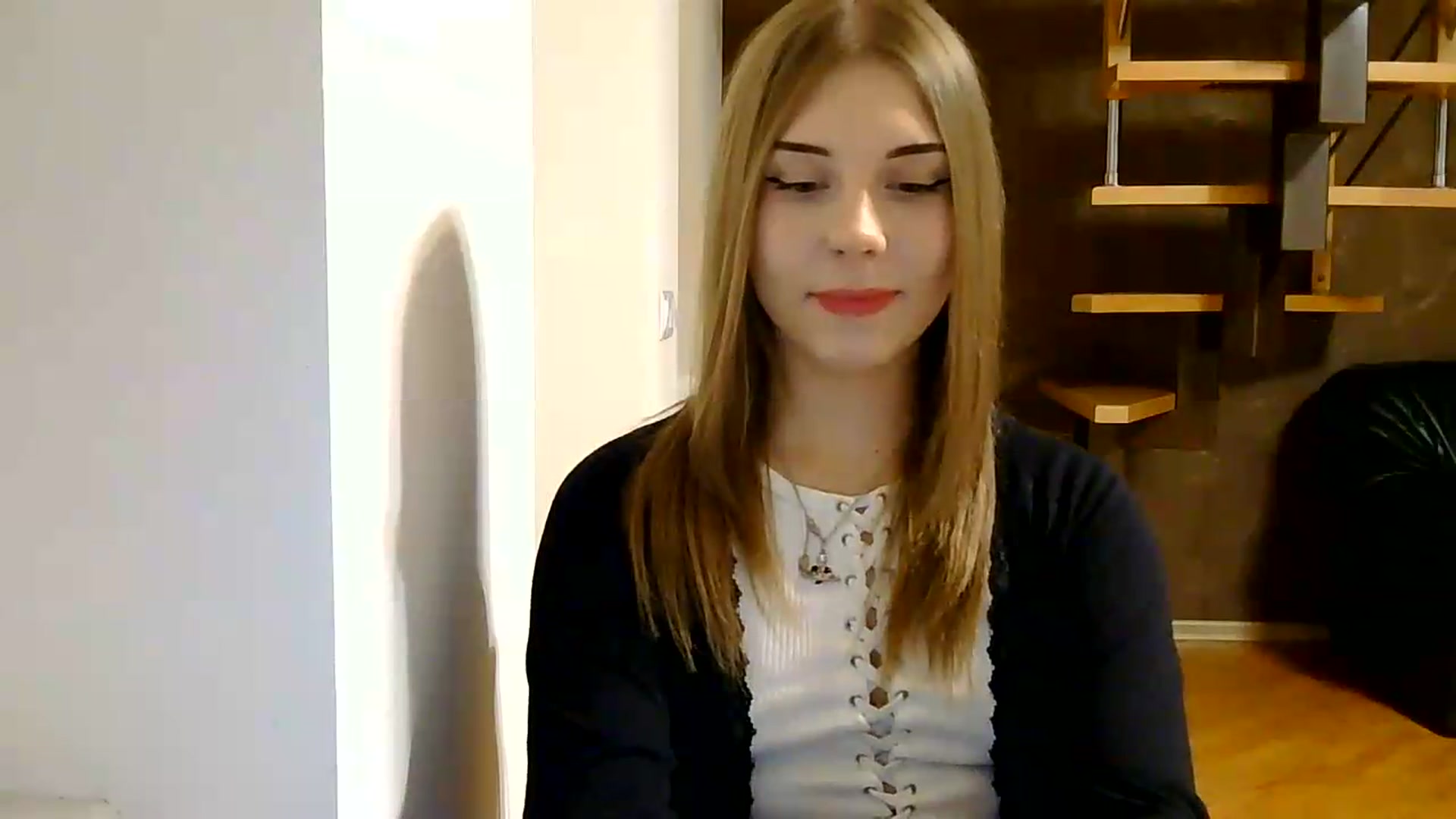 Gallery image thumbnail from YanaMeoww's myfreecams stream on, 08/27/2026, 20:18 image 16 of 20
