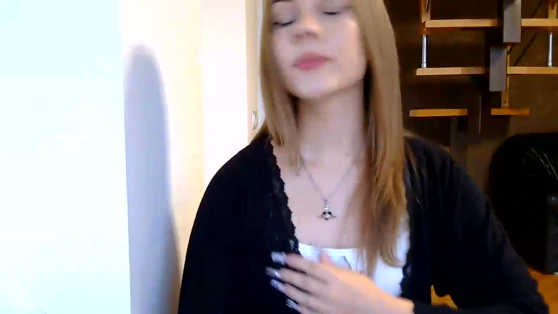 Gallery image thumbnail from YanaMeoww's myfreecams stream on, 08/30/2026, 17:02 image 16 of 20