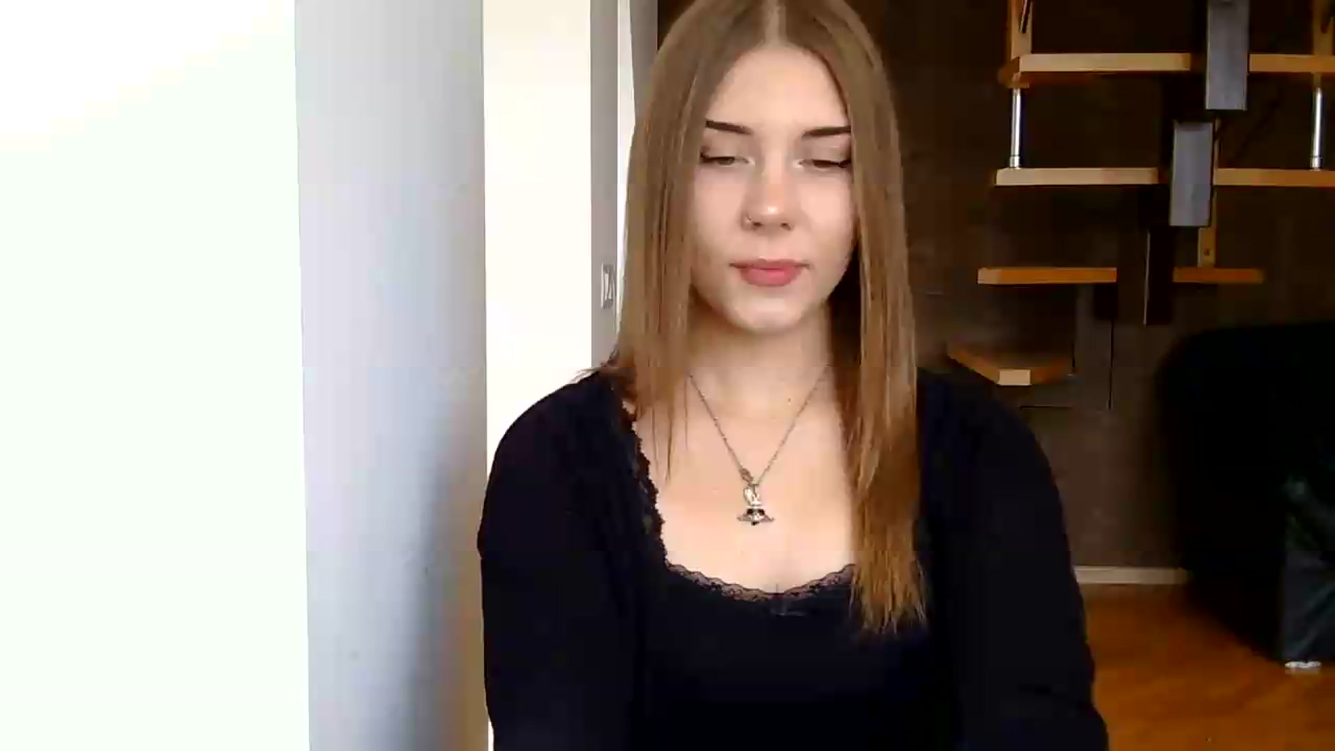 Gallery image thumbnail from YanaMeoww's myfreecams stream on, 09/04/2026, 10:30 image 1 of 20